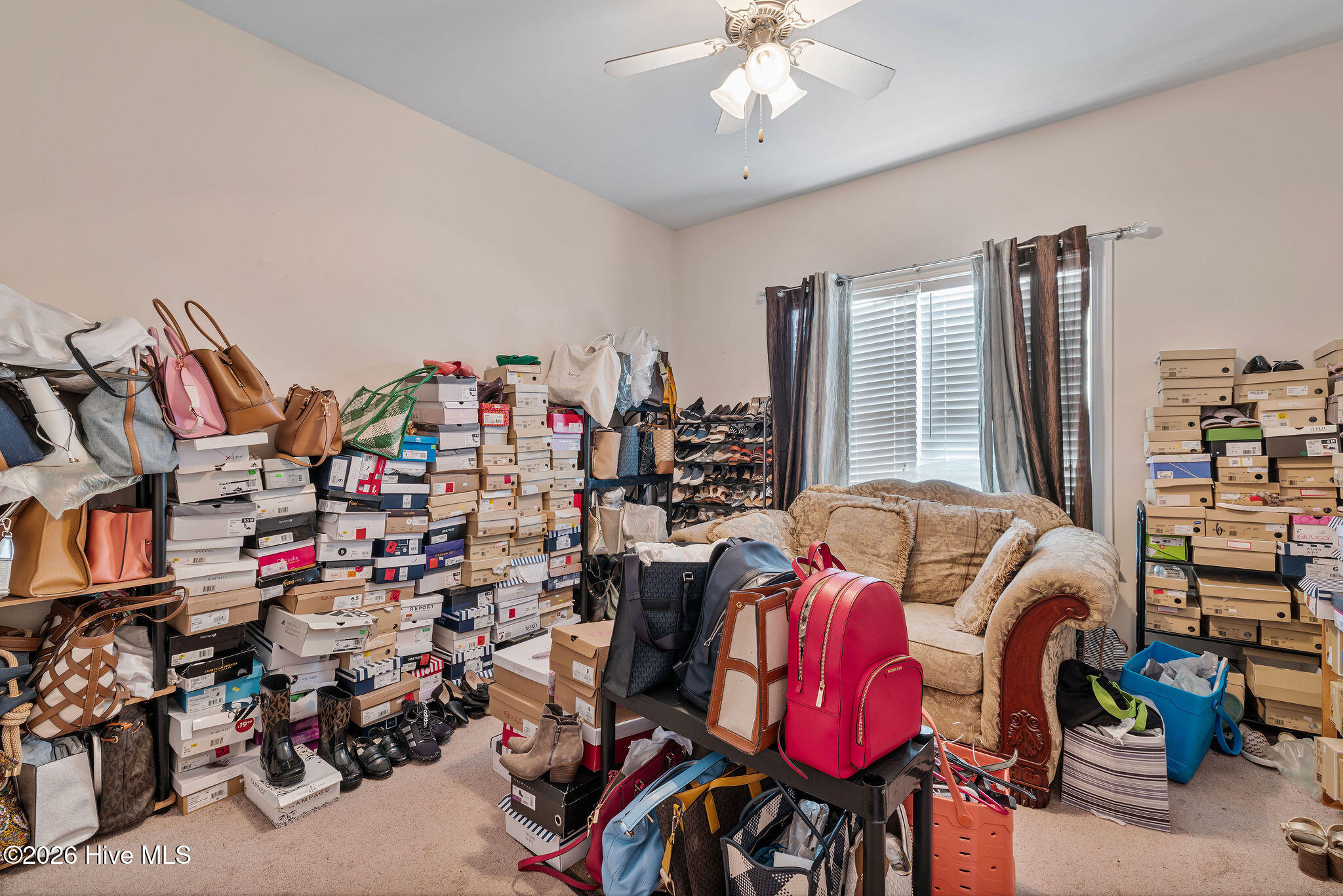 102 Atsur Place Property Photo 6