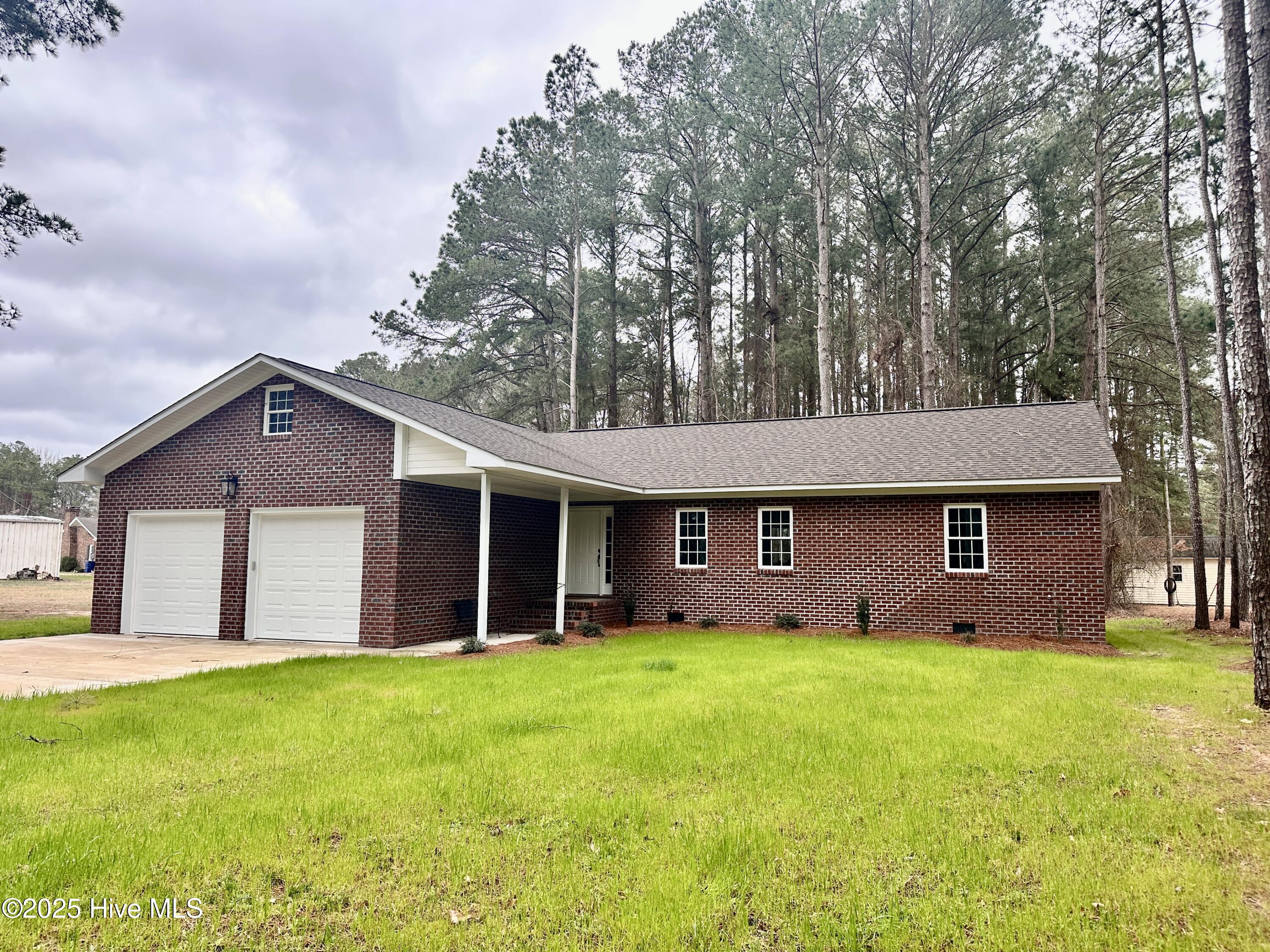 216 Coastal Drive Property Photo 1