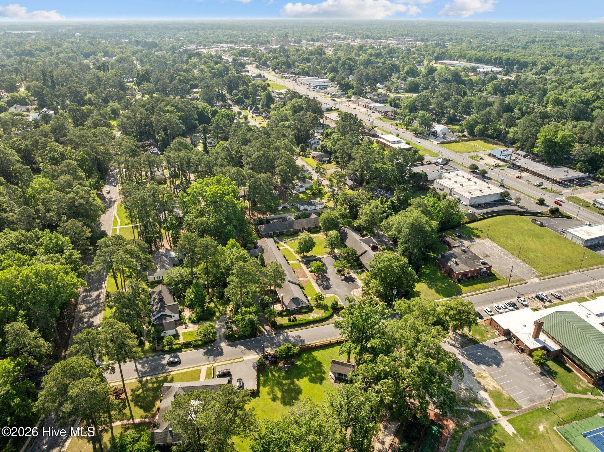 809 Greenbriar Road Property Photo 13