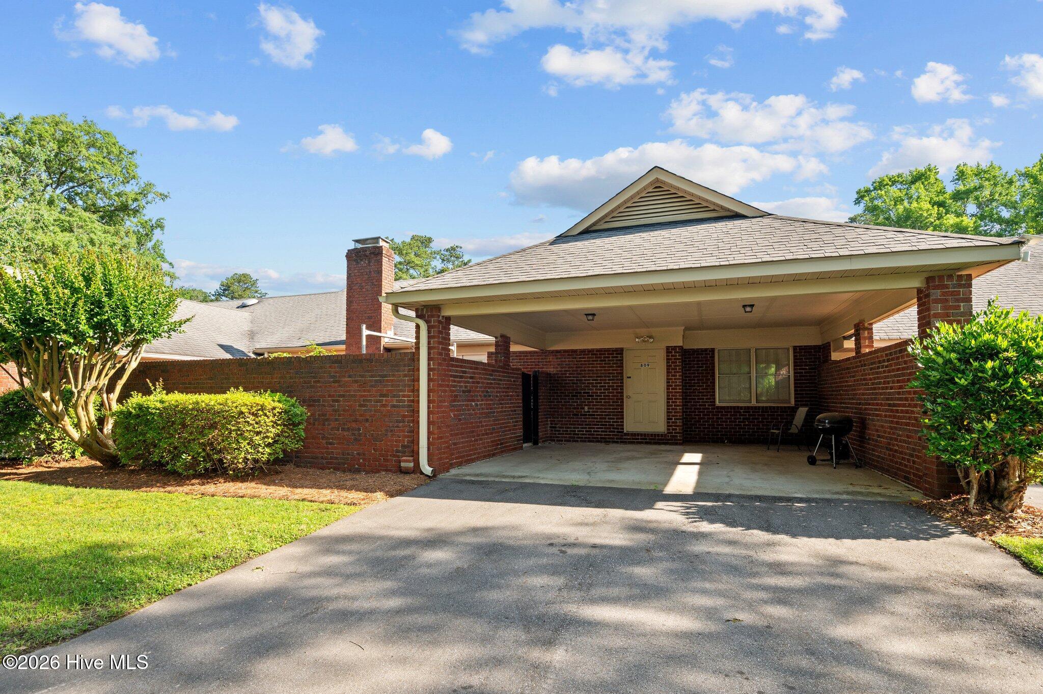 809 Greenbriar Road Property Photo 16