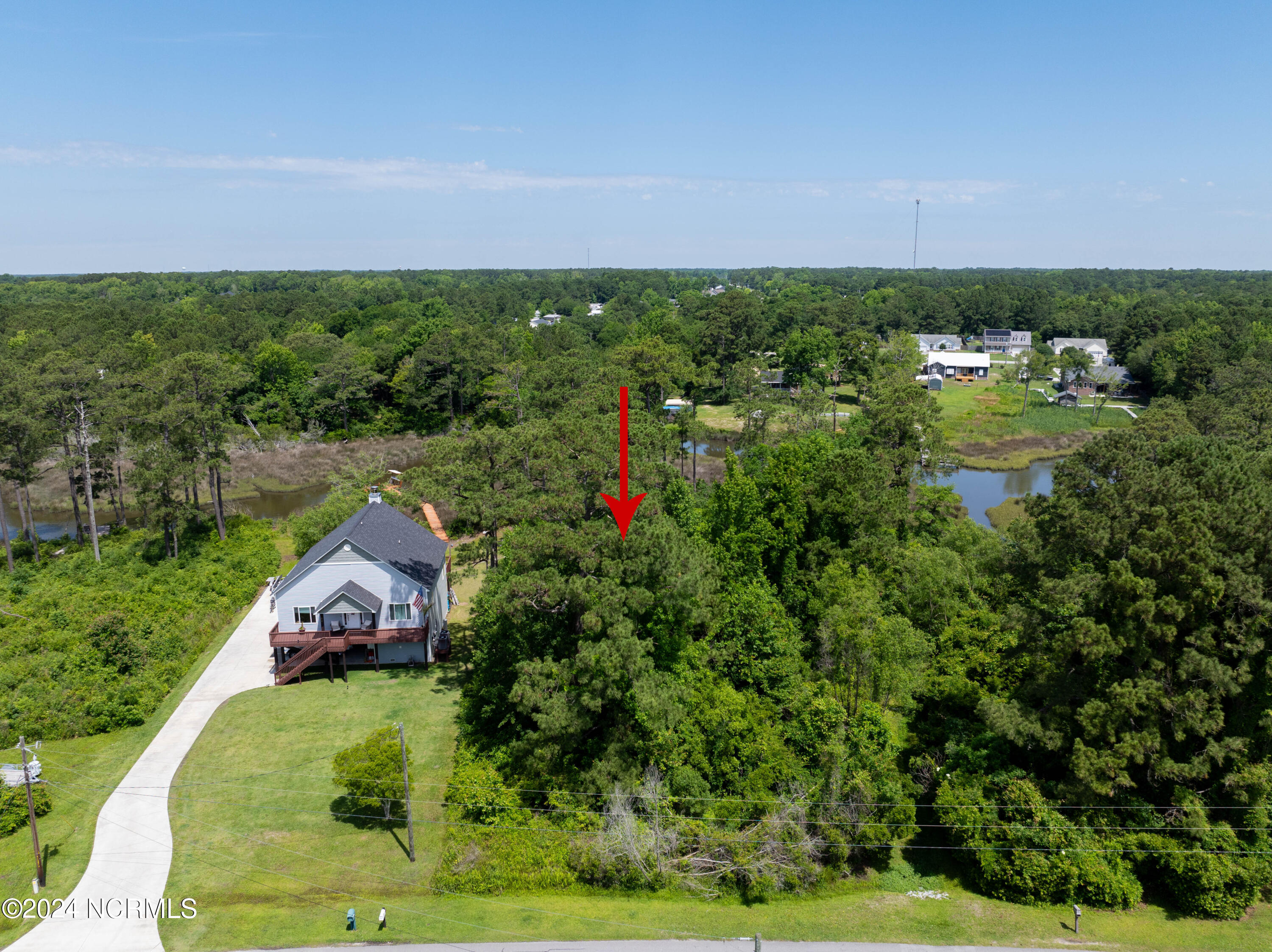 327 Chadwick Shores Drive Property Photo 6
