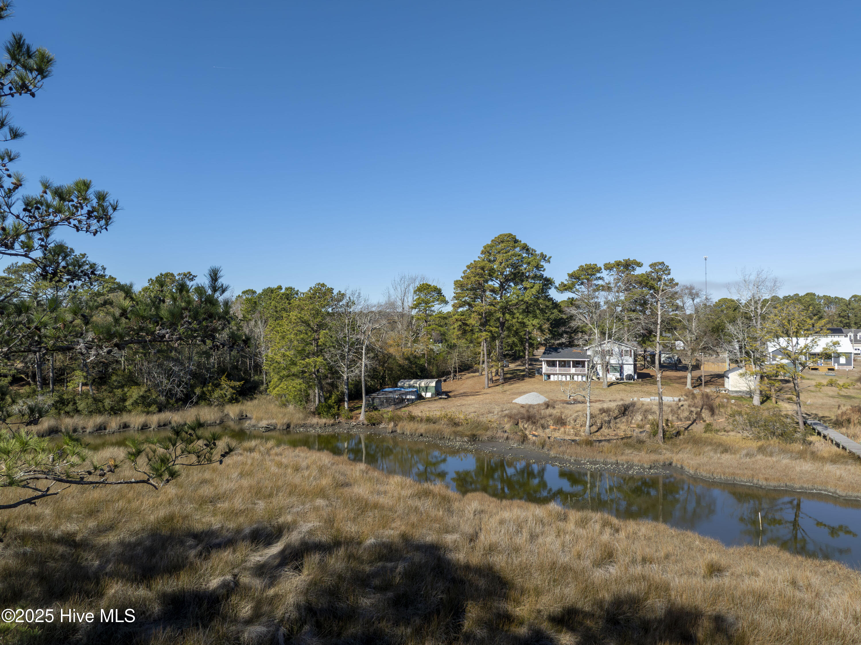 327 Chadwick Shores Drive Property Photo 37