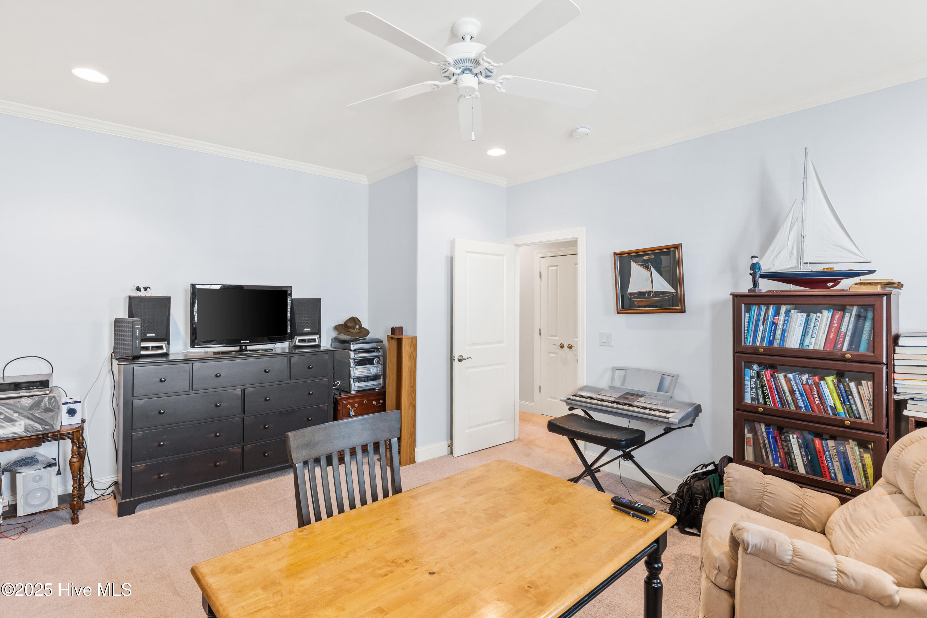 424 Newcastleton Drive Property Photo 44