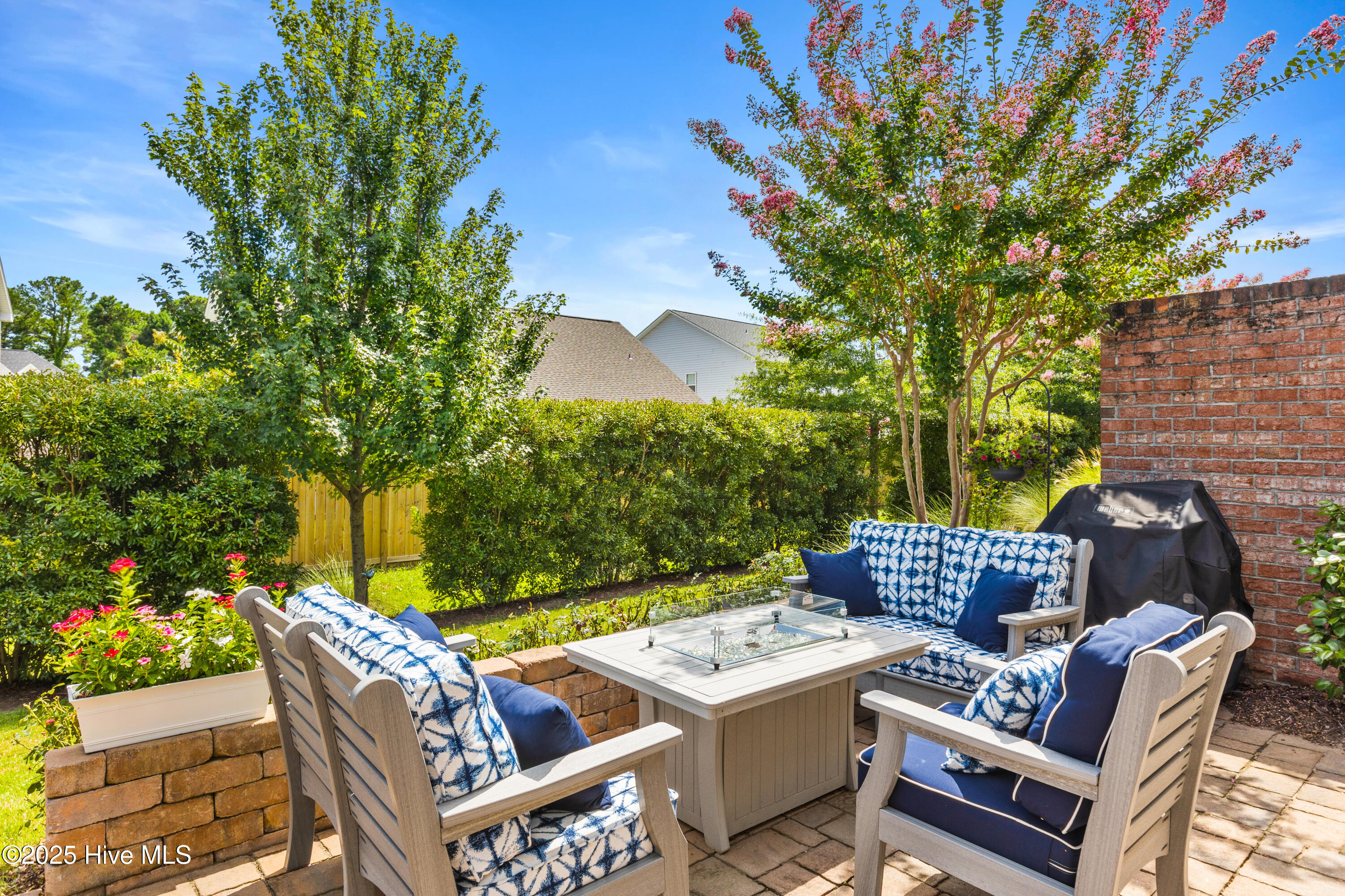 424 Newcastleton Drive Property Photo 45