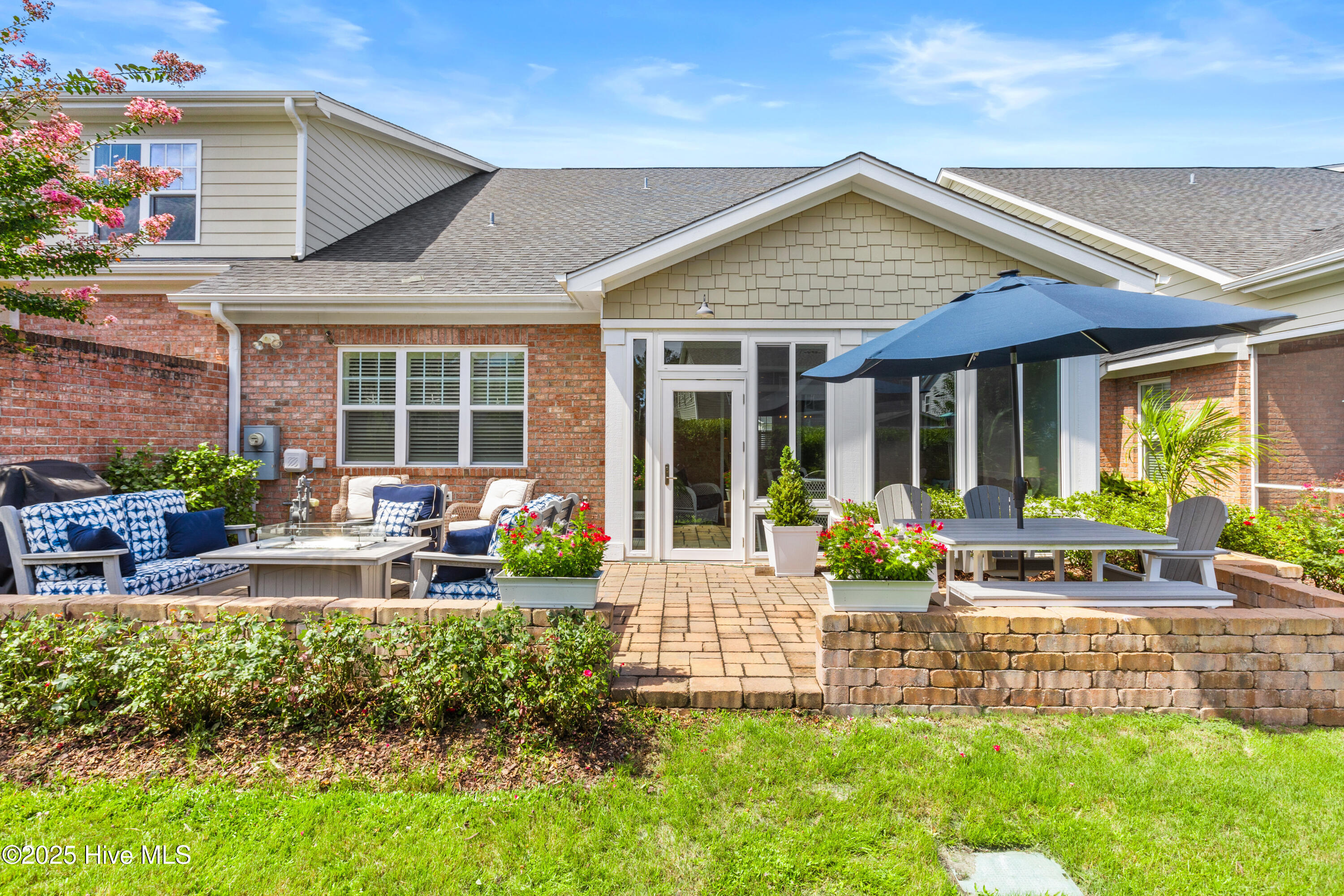 424 Newcastleton Drive Property Photo 48