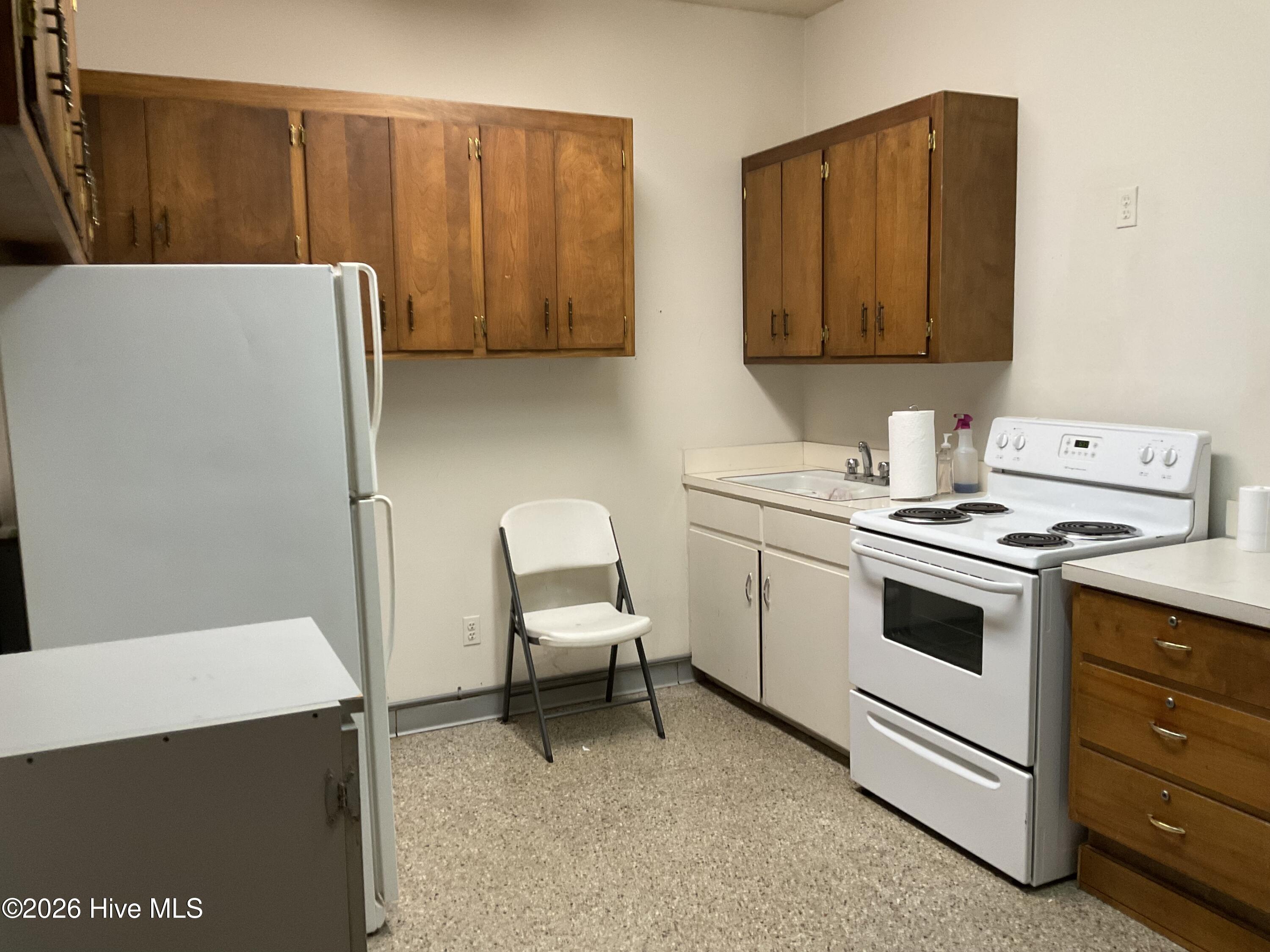 1011 W Thomas Street Property Photo 10