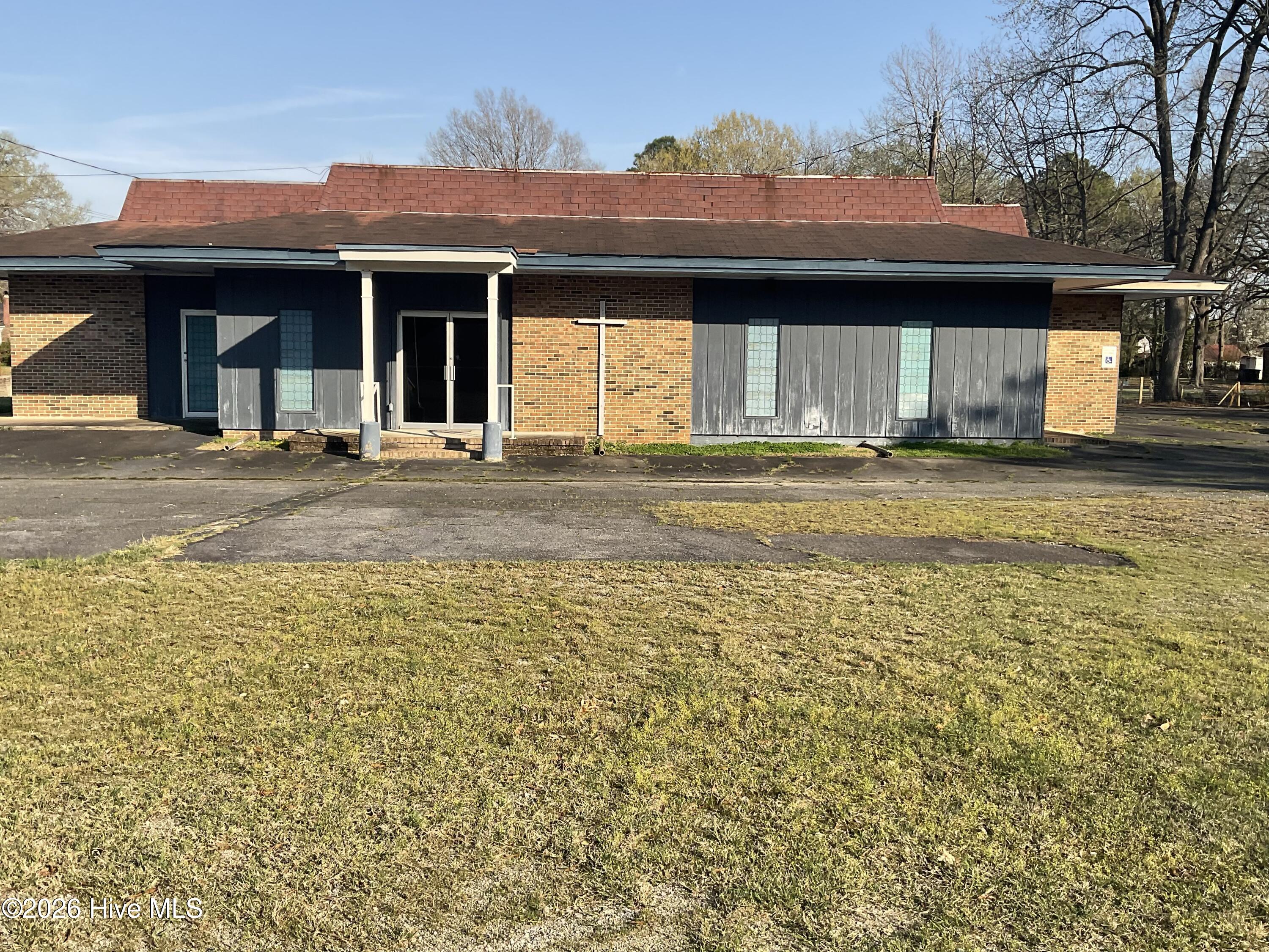 1011 W Thomas Street Property Photo 12