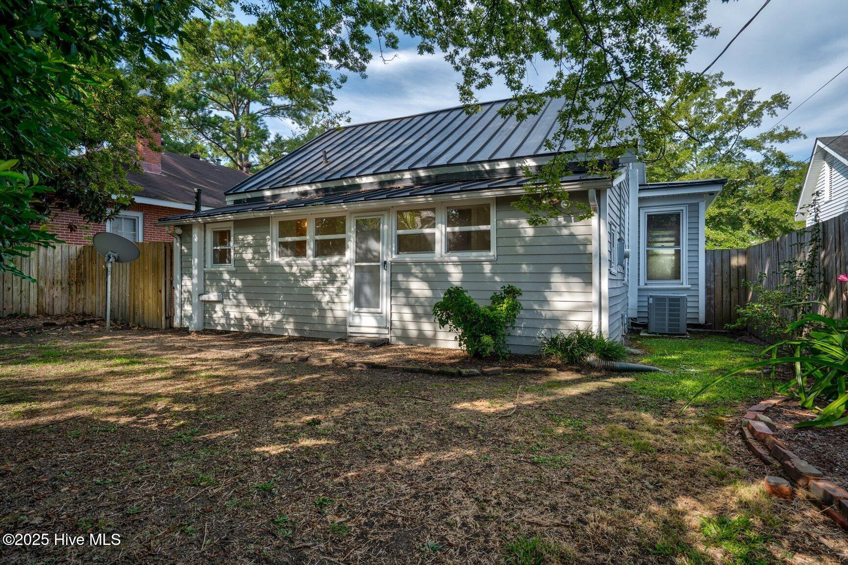 605 Saint David Street Property Photo 26