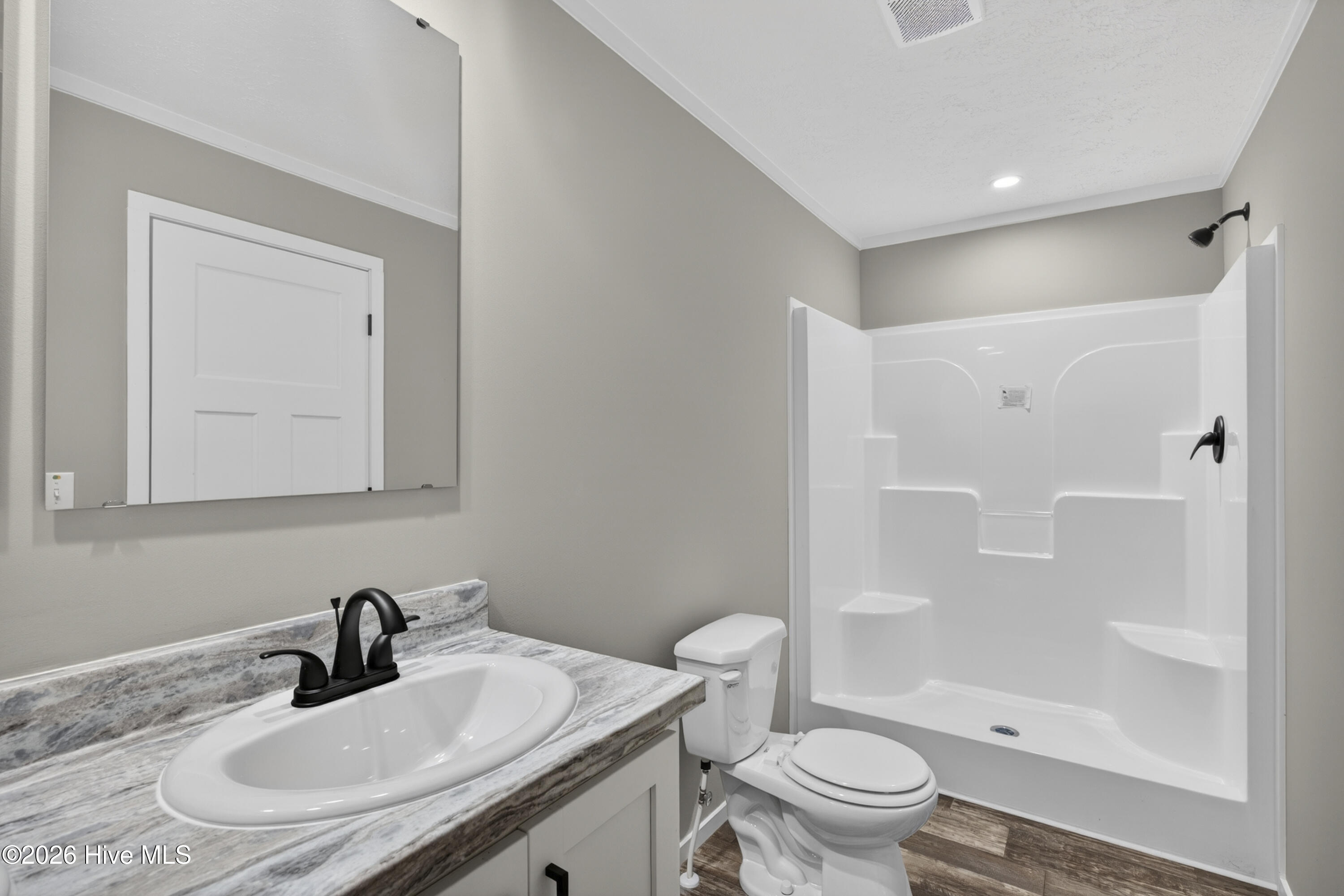1021 Pine Ridge Court Property Photo 15