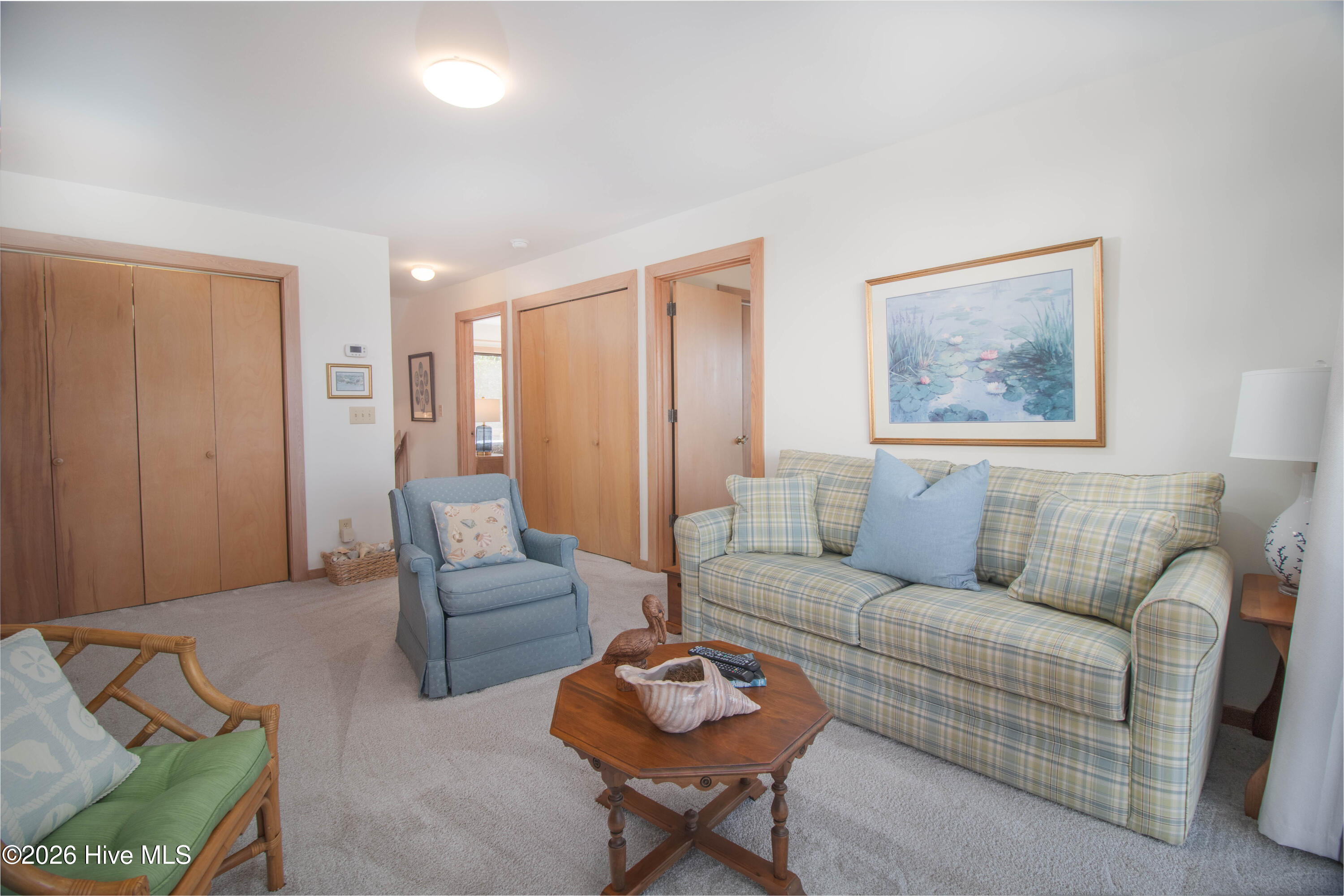 403 Beach Road N Property Photo 16