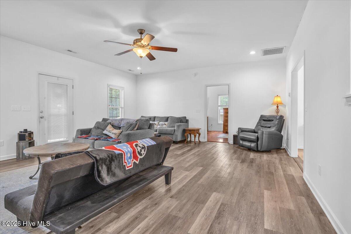 1180 Springdale Road Property Photo 6