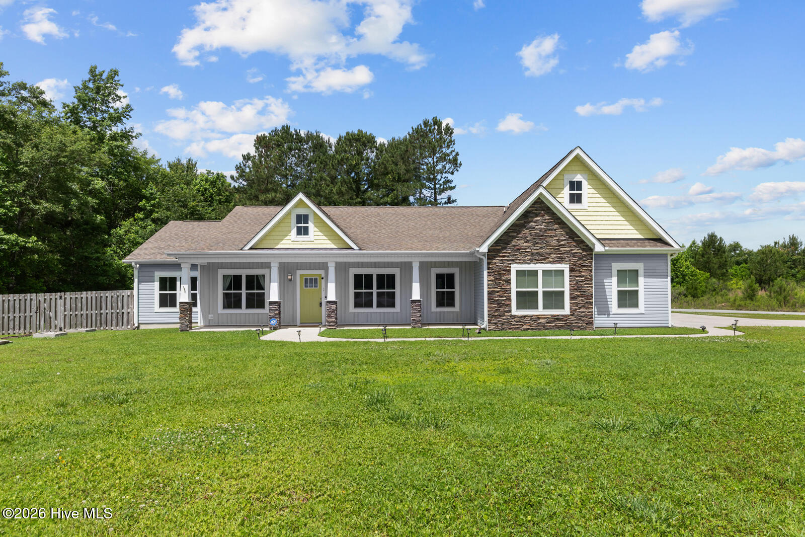 105 Nautical Wave Road Property Photo 1