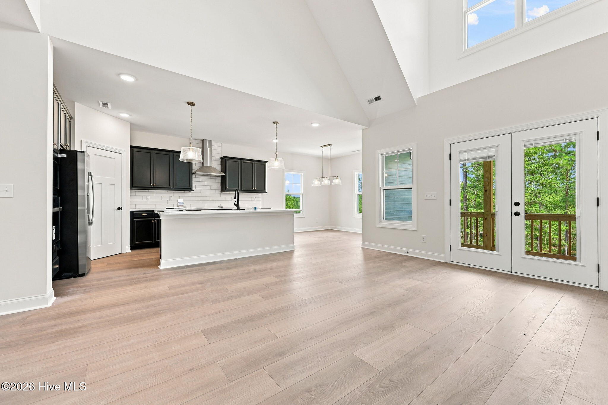 145 Vista Ridge Avenue Property Photo 4