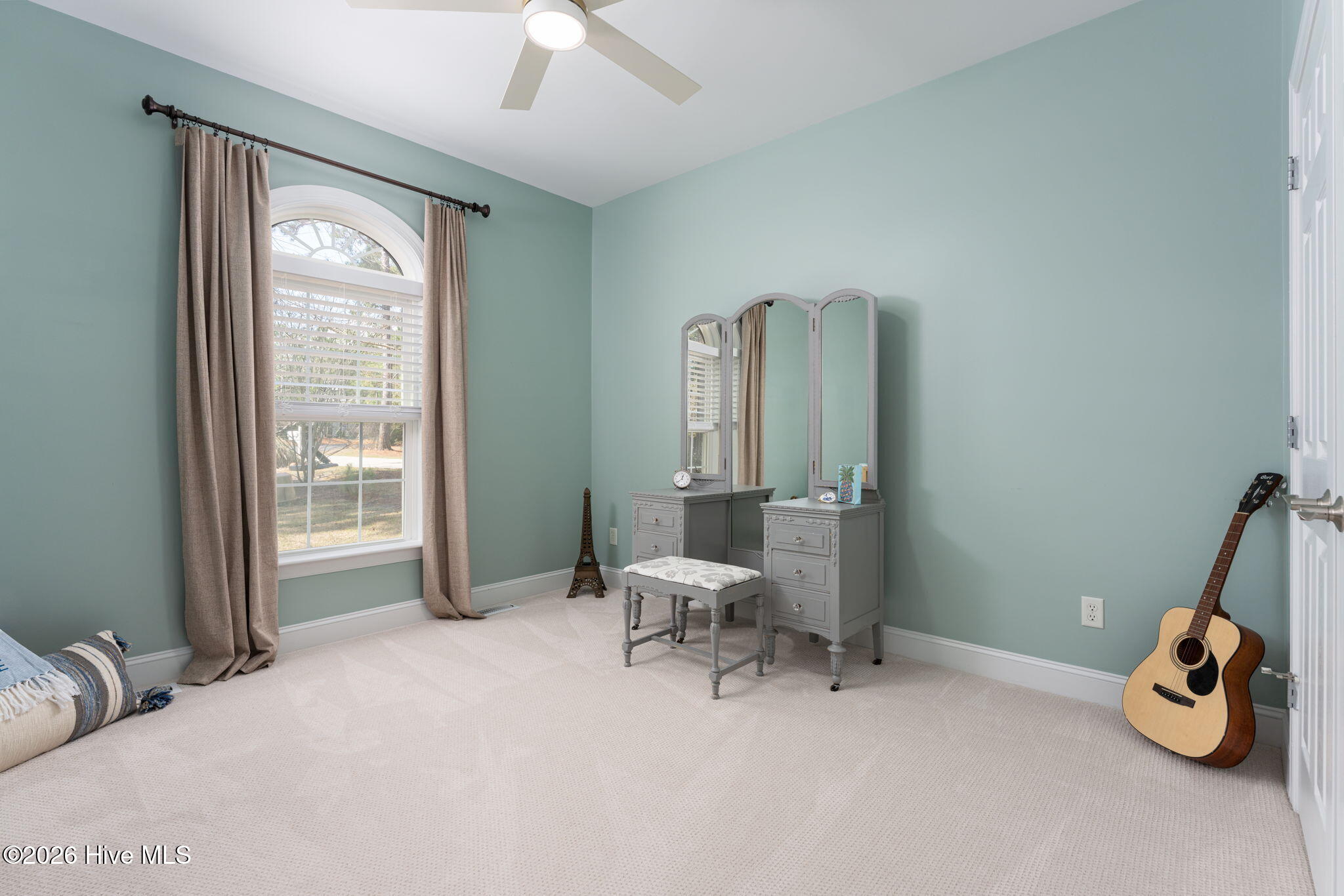205 E Loon Court Property Photo 24