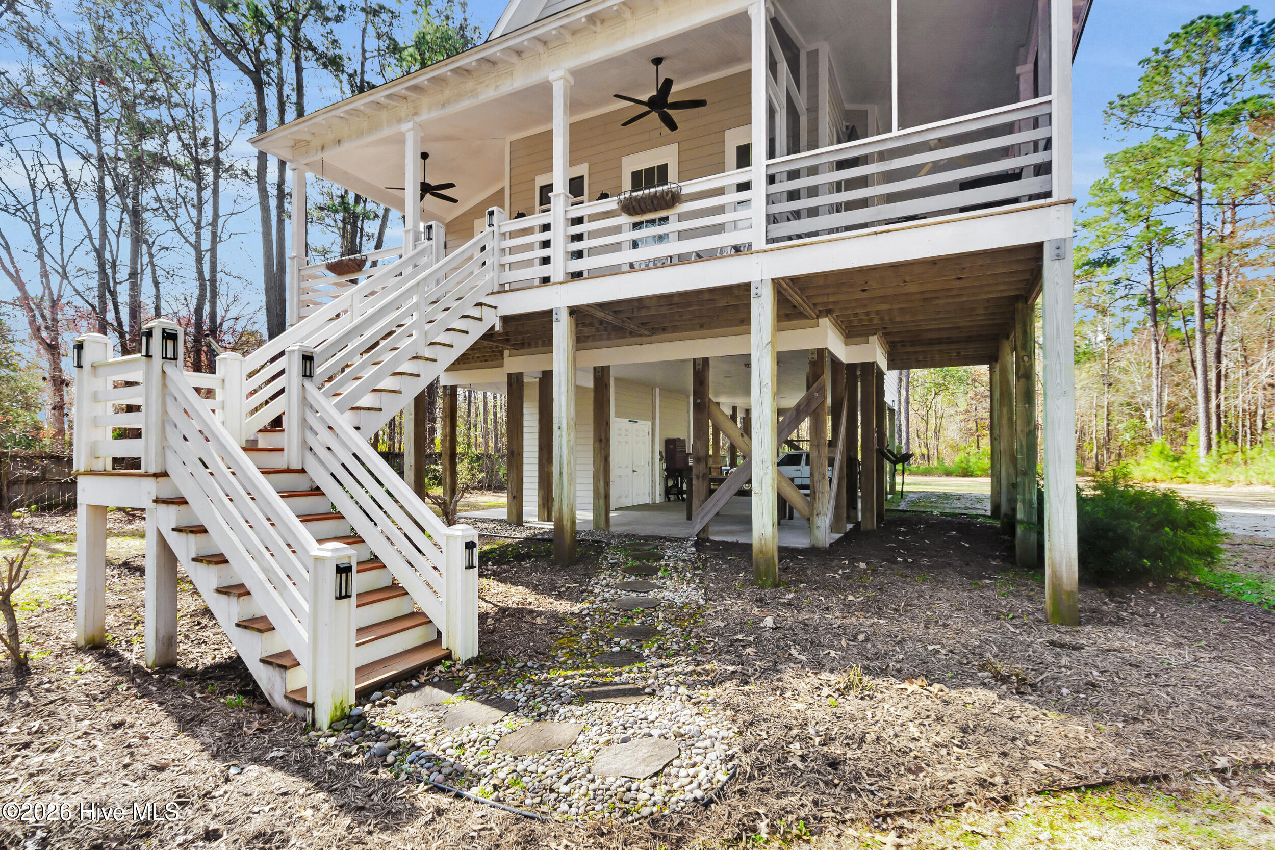 61 Spinnaker Point Road N Property Photo 35