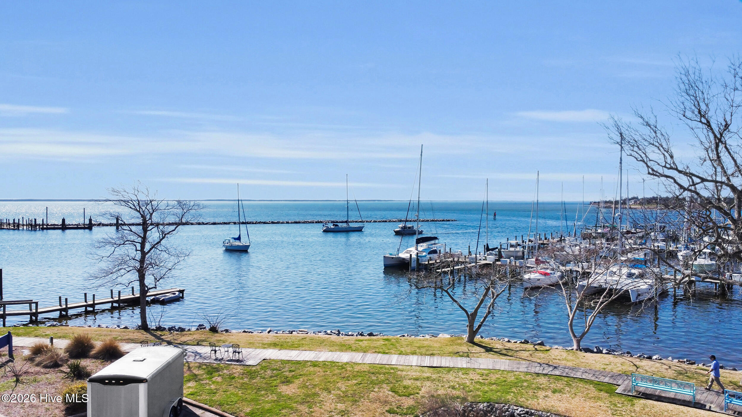 61 Spinnaker Point Road N Property Photo 45