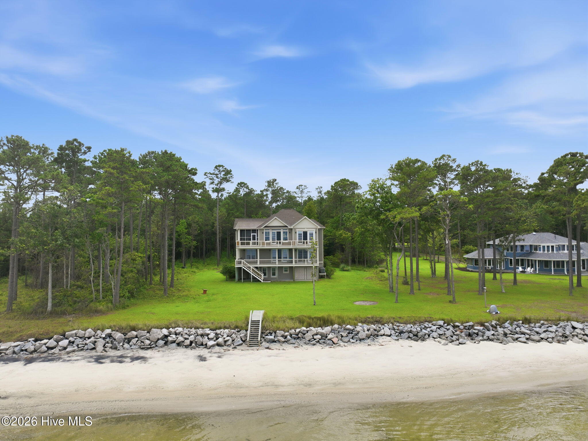 486 Sandy Point Drive Property Photo 2