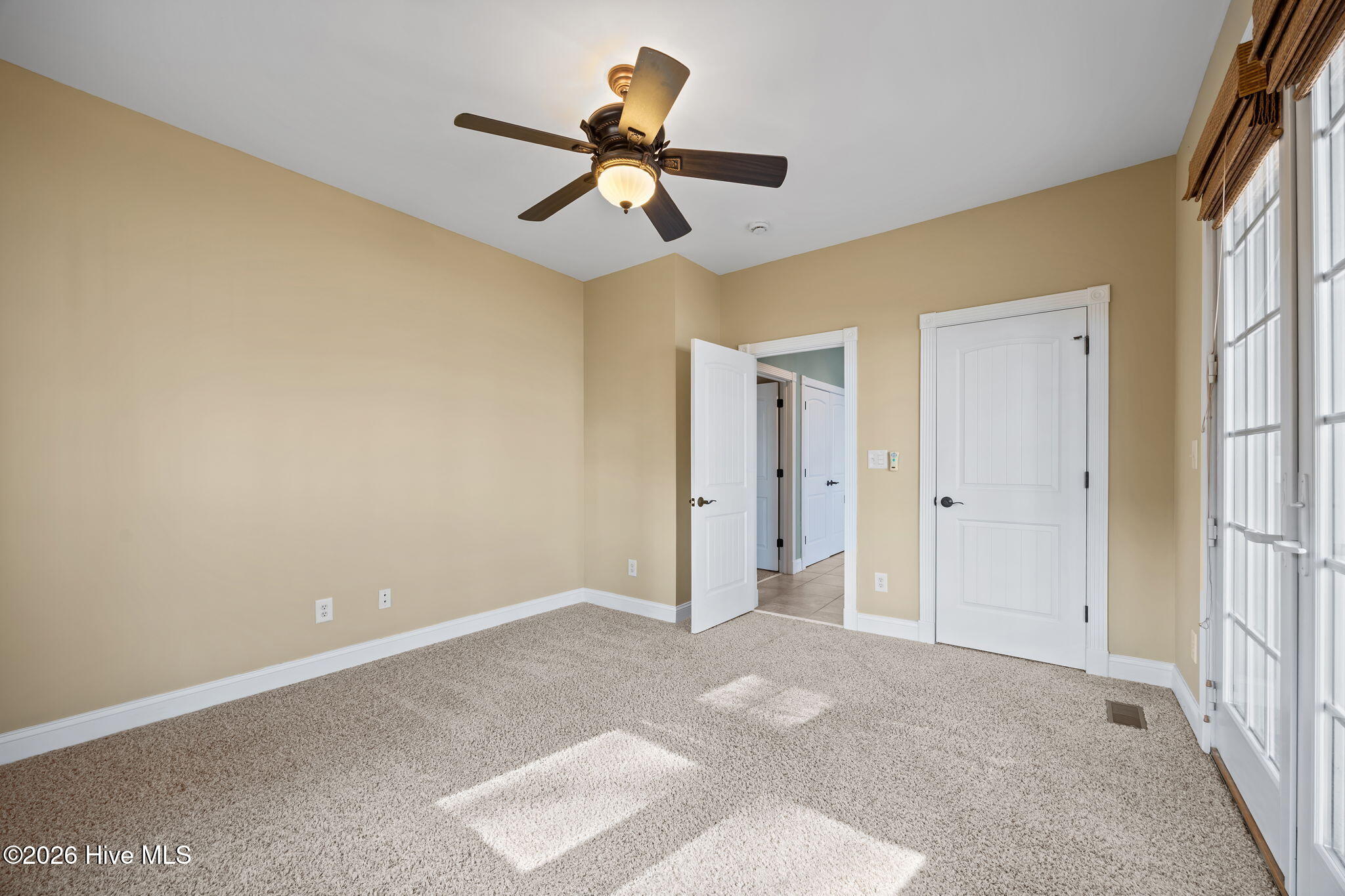 486 Sandy Point Drive Property Photo 26