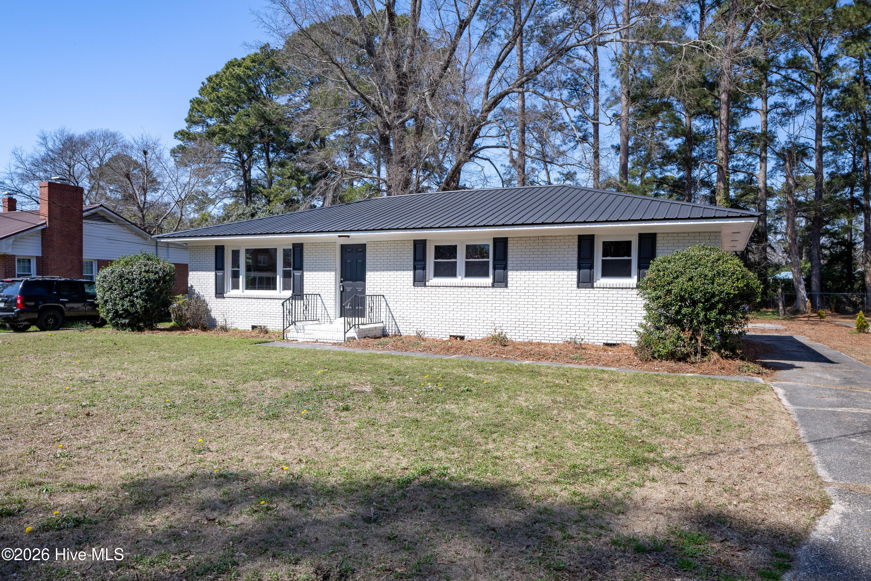 411 Lafayette Street Property Photo 1