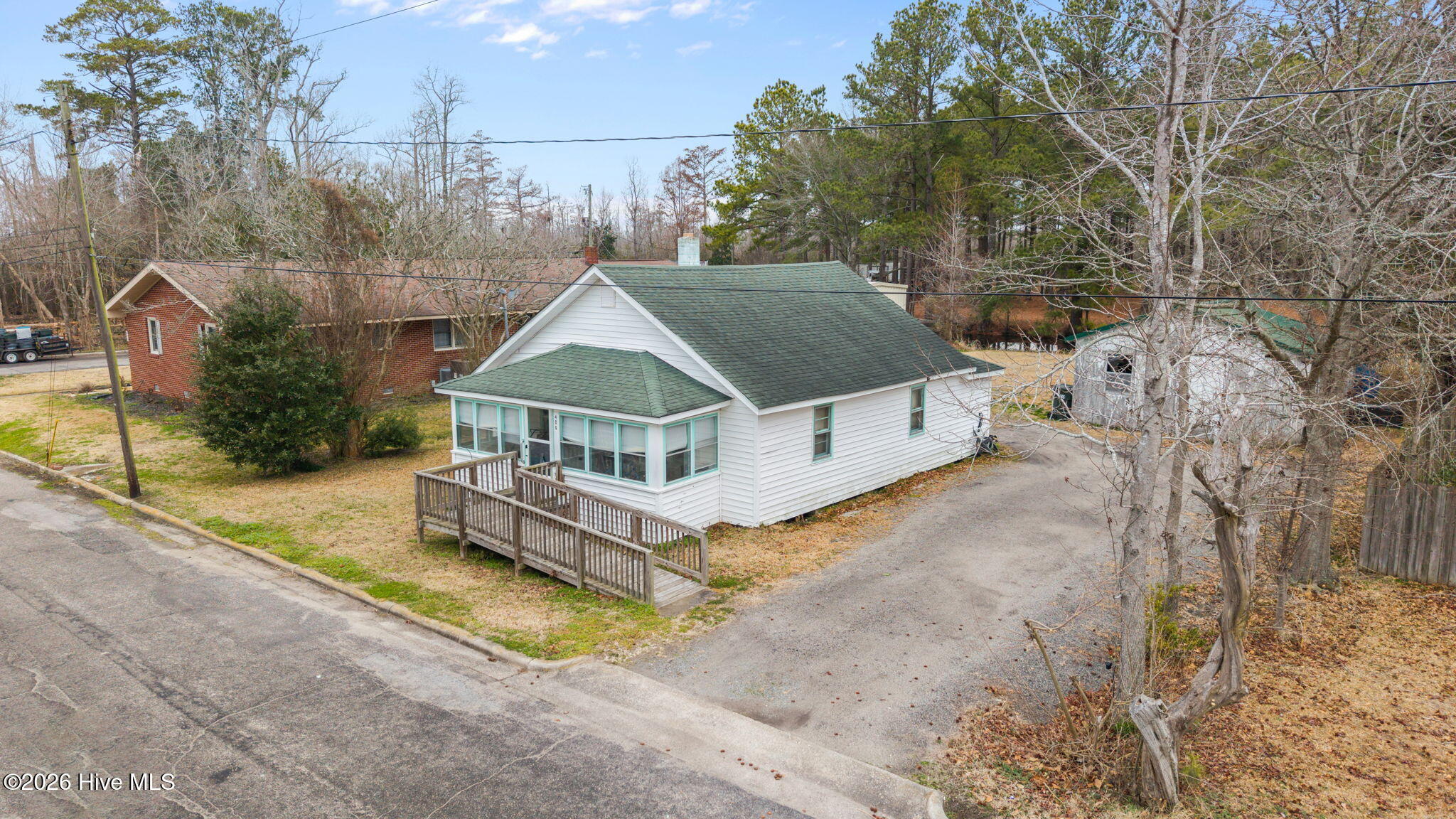 406 Howard Street Property Photo 1