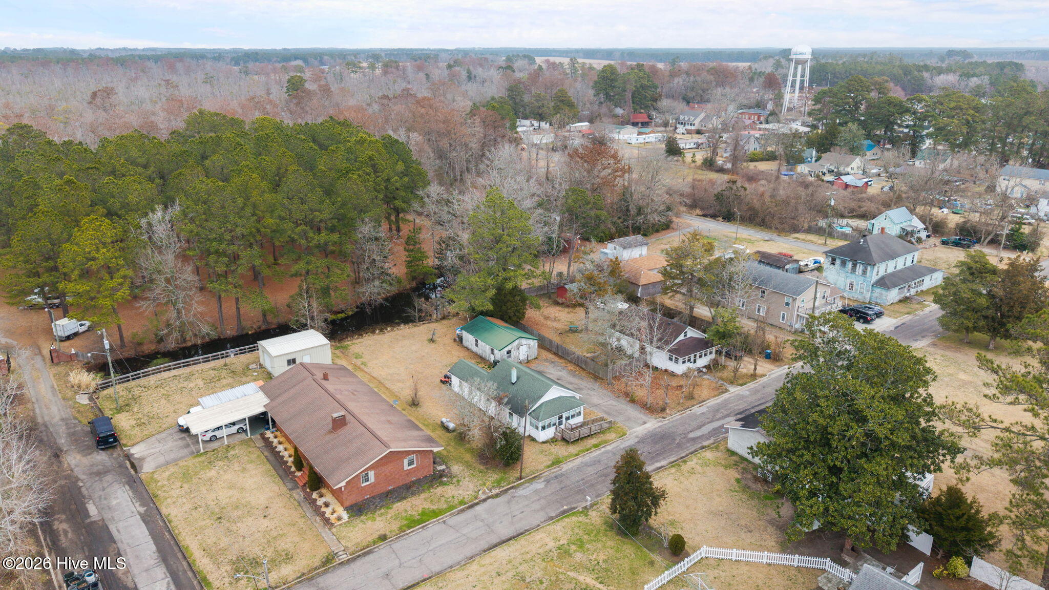 406 Howard Street Property Photo 5