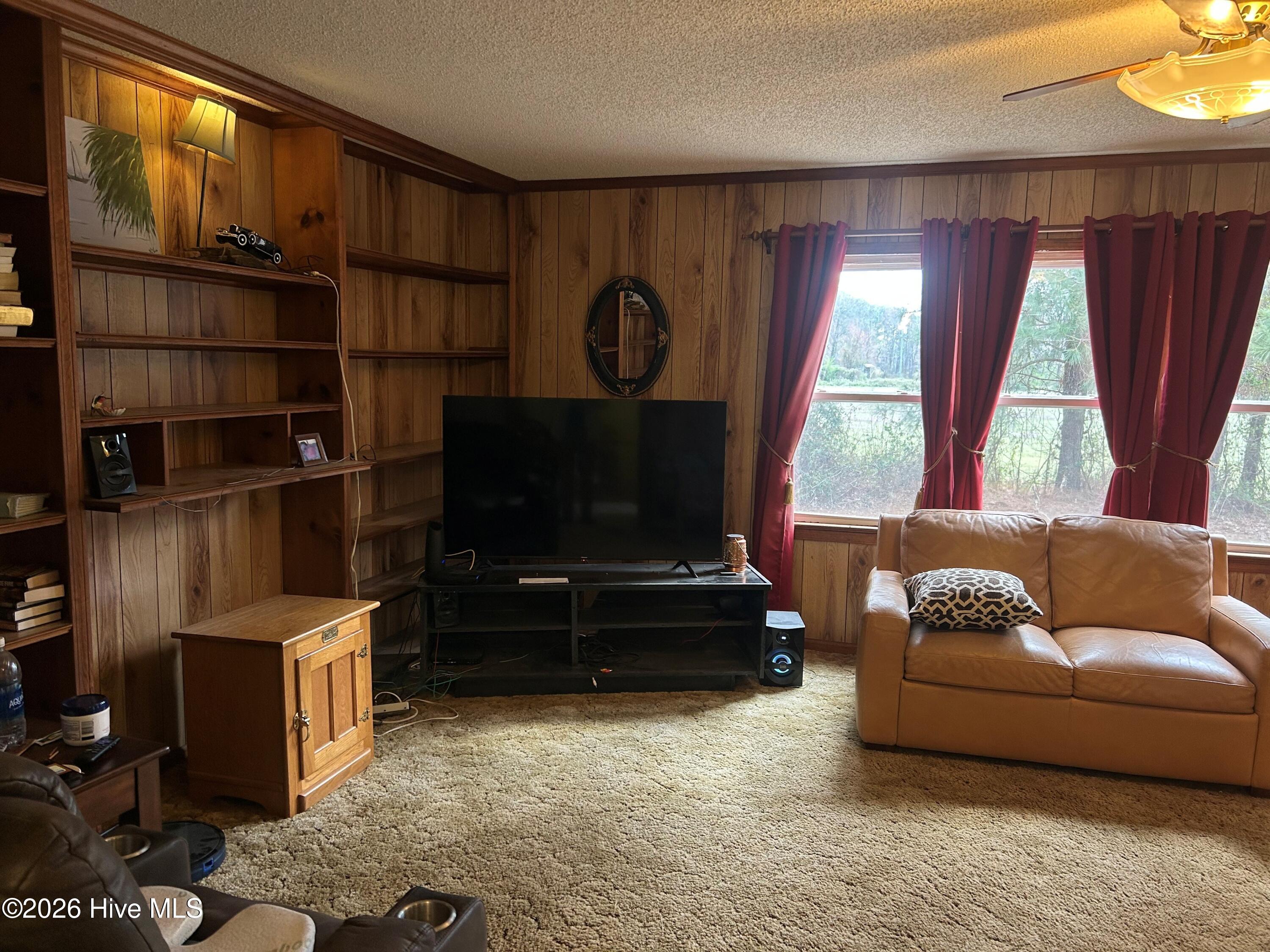 1039 Pine Ridge Road Property Photo 6