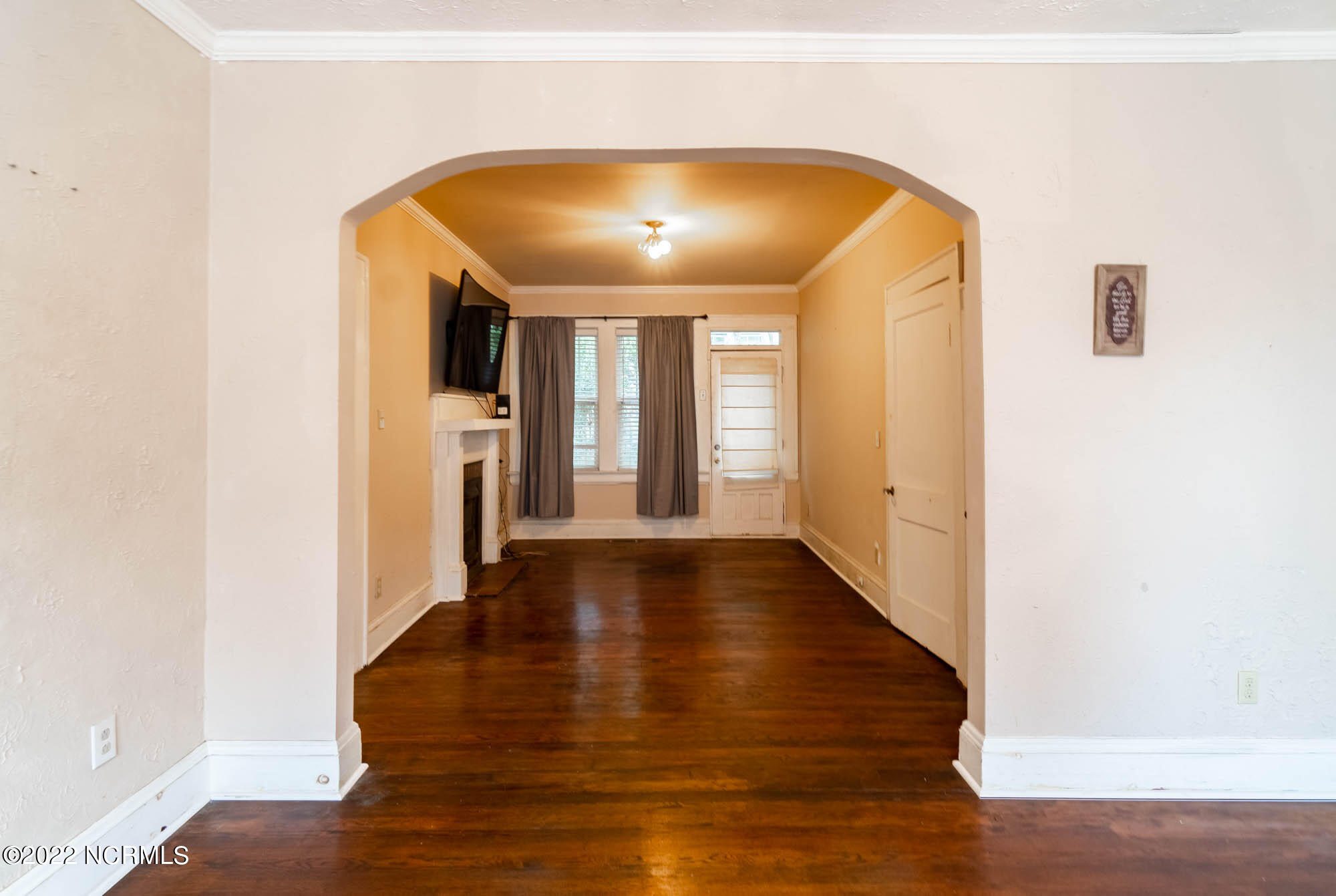 606 Hill Street Property Photo 6