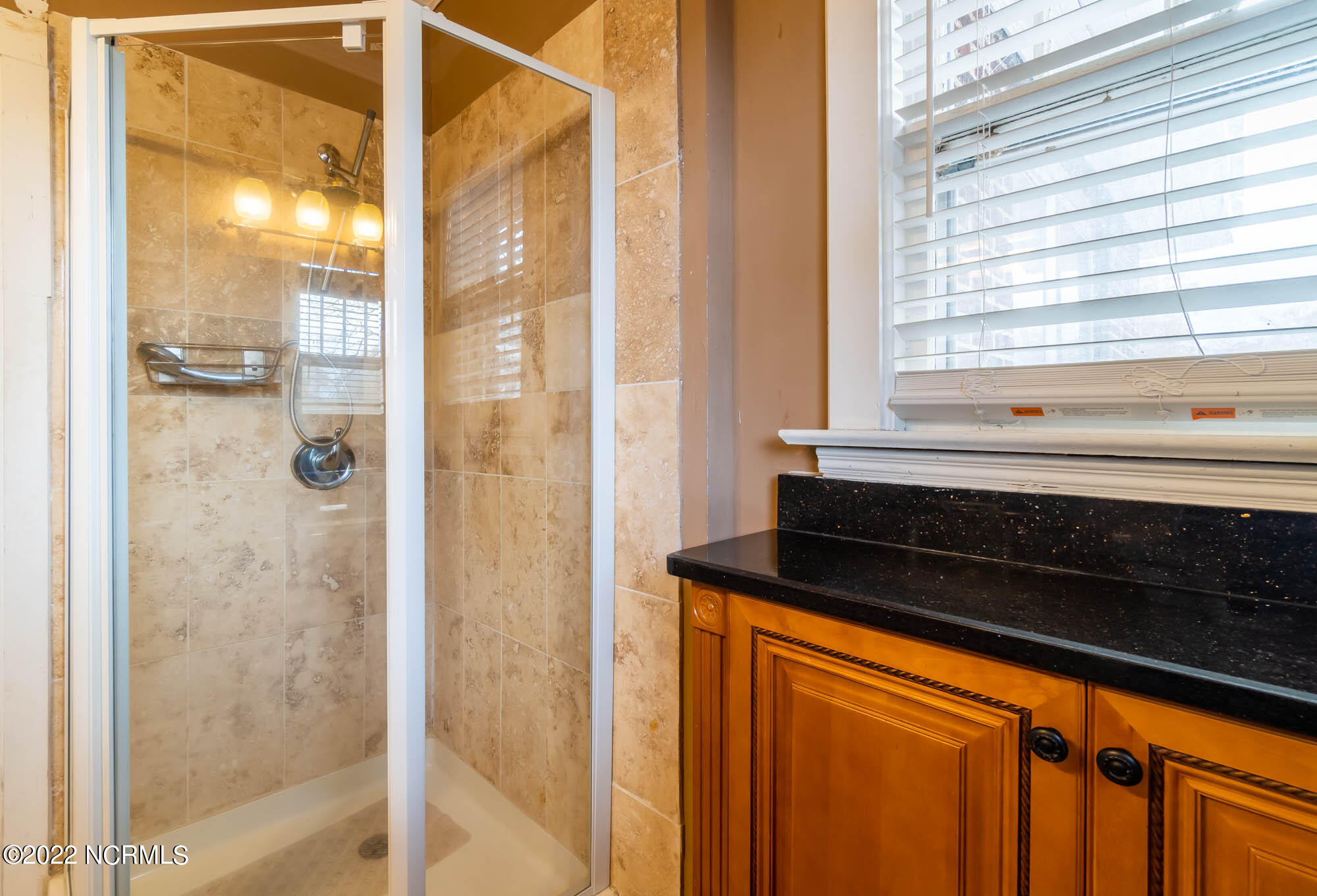 606 Hill Street Property Photo 10