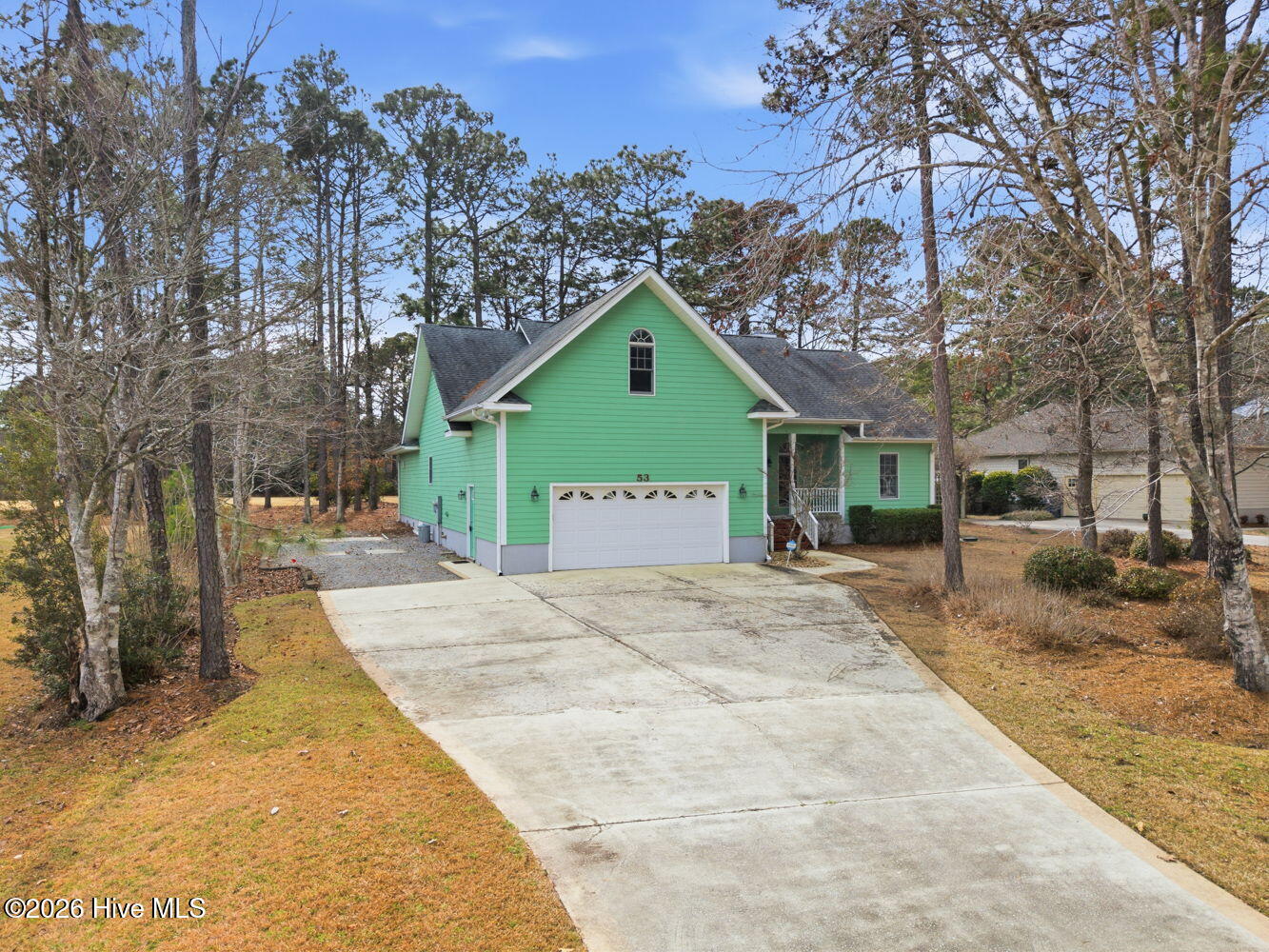 53 Country Club Drive Property Photo 4