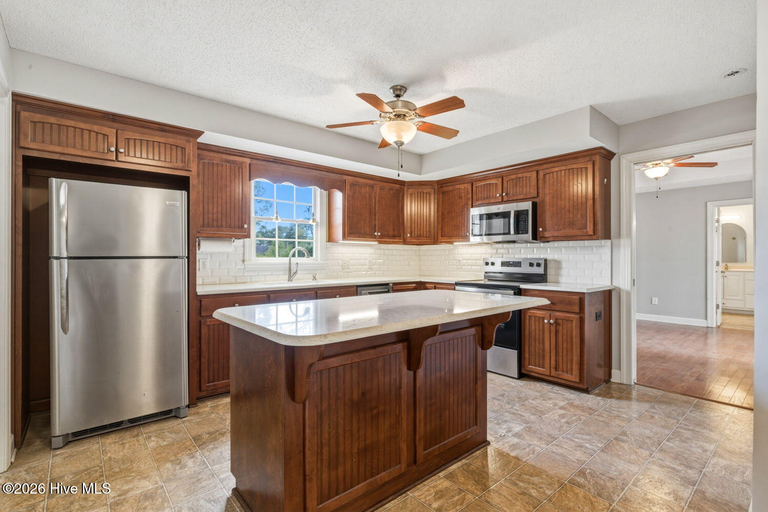 53 Country Club Drive Property Photo 8