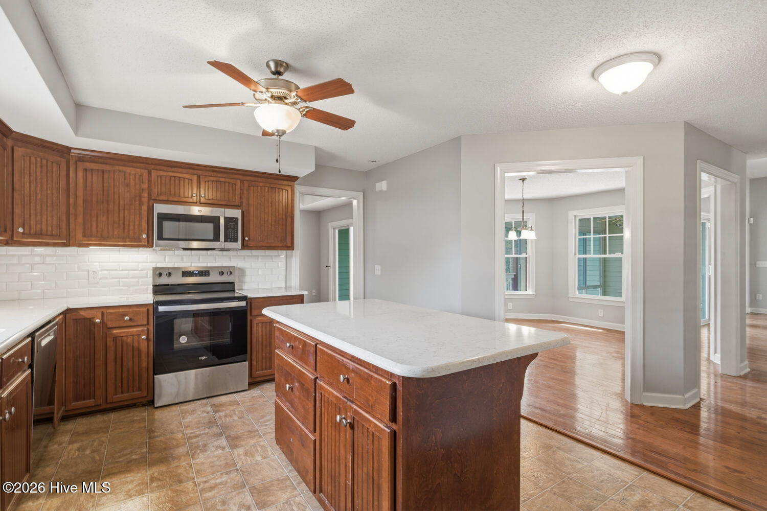 53 Country Club Drive Property Photo 10