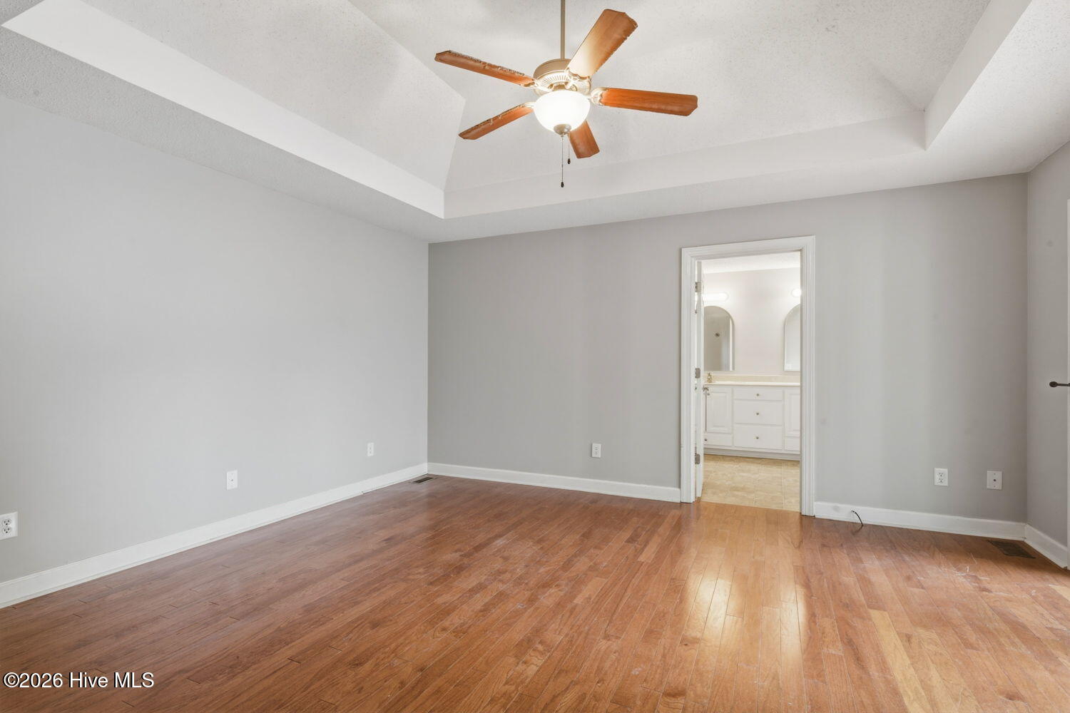 53 Country Club Drive Property Photo 16