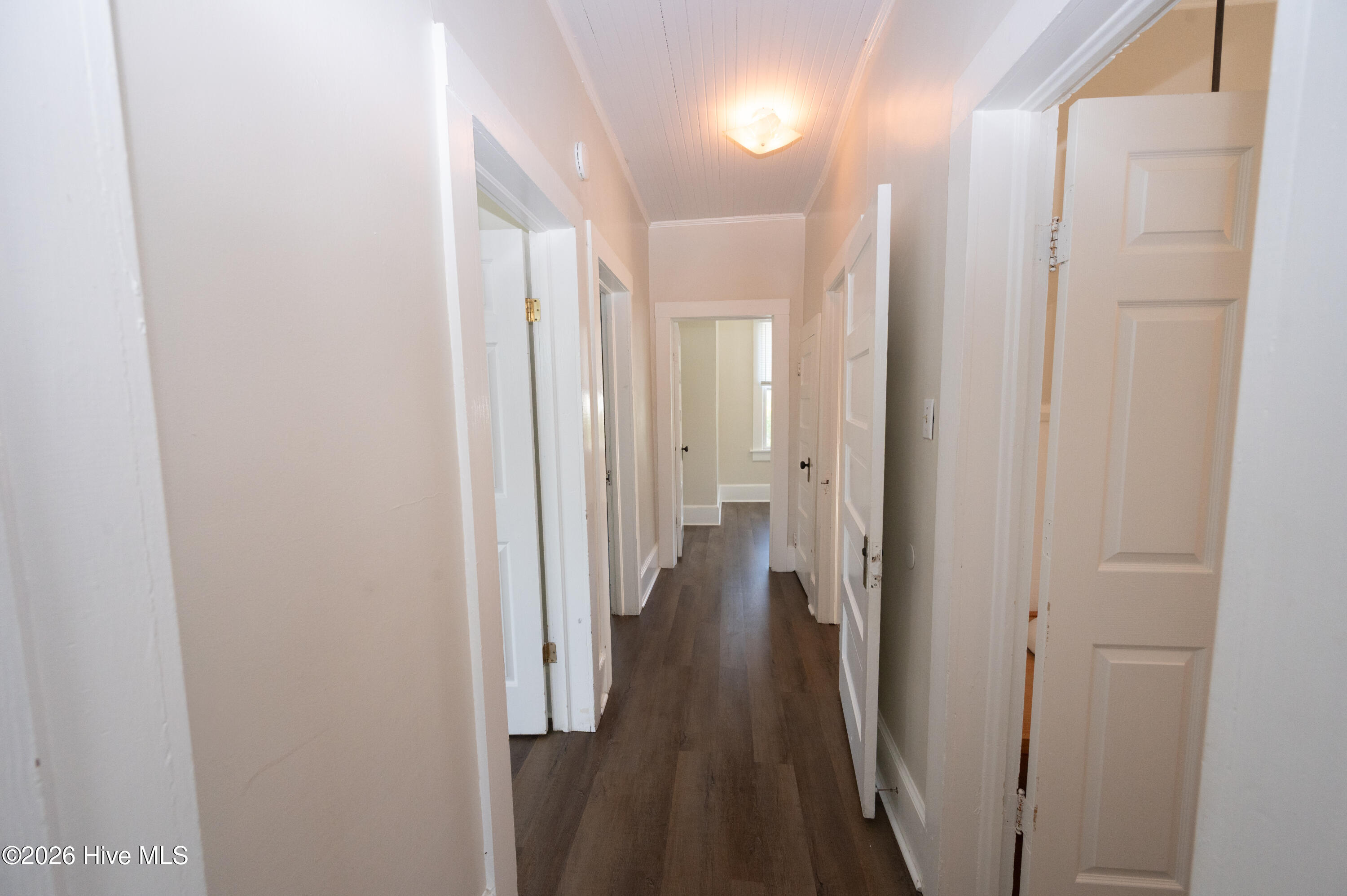 1821 Spencer Avenue B Property Photo 7