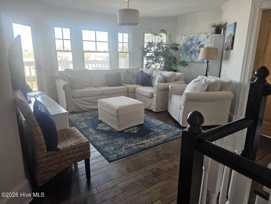 2 Keelson Row Property Photo 13