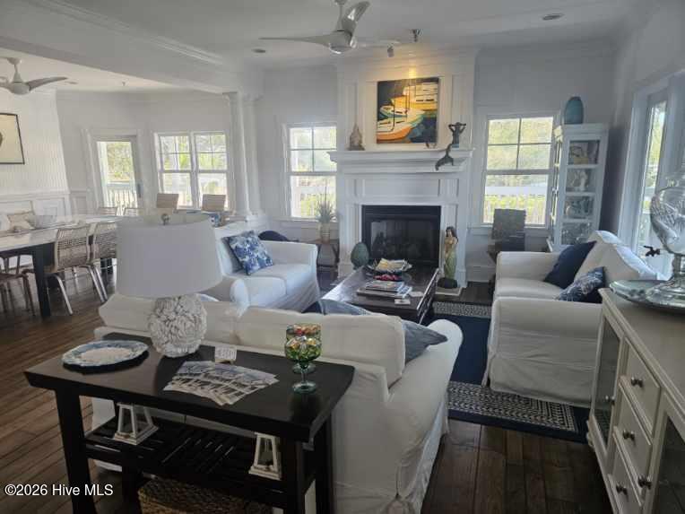 2 Keelson Row Property Photo 14