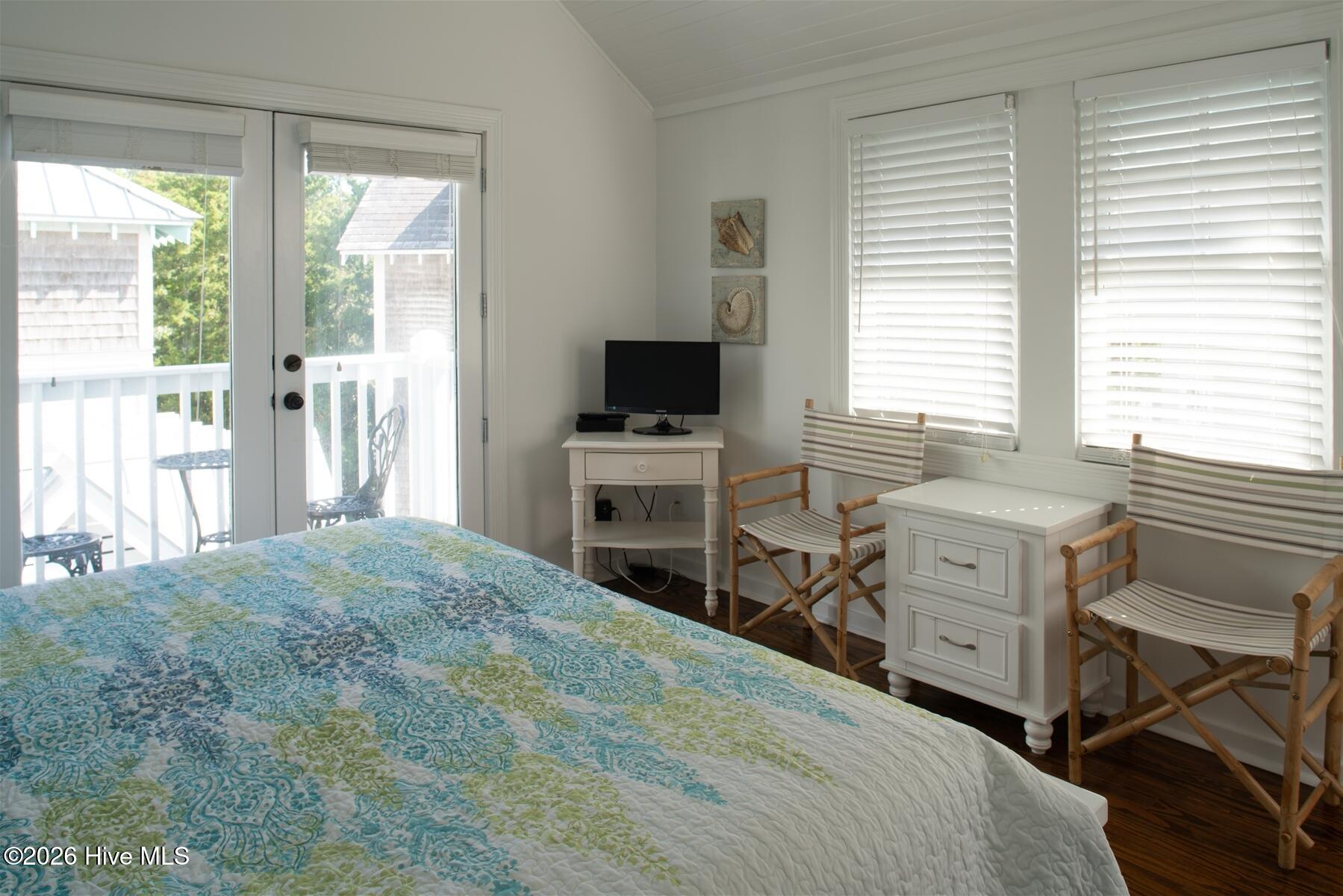 2 Keelson Row Property Photo 35