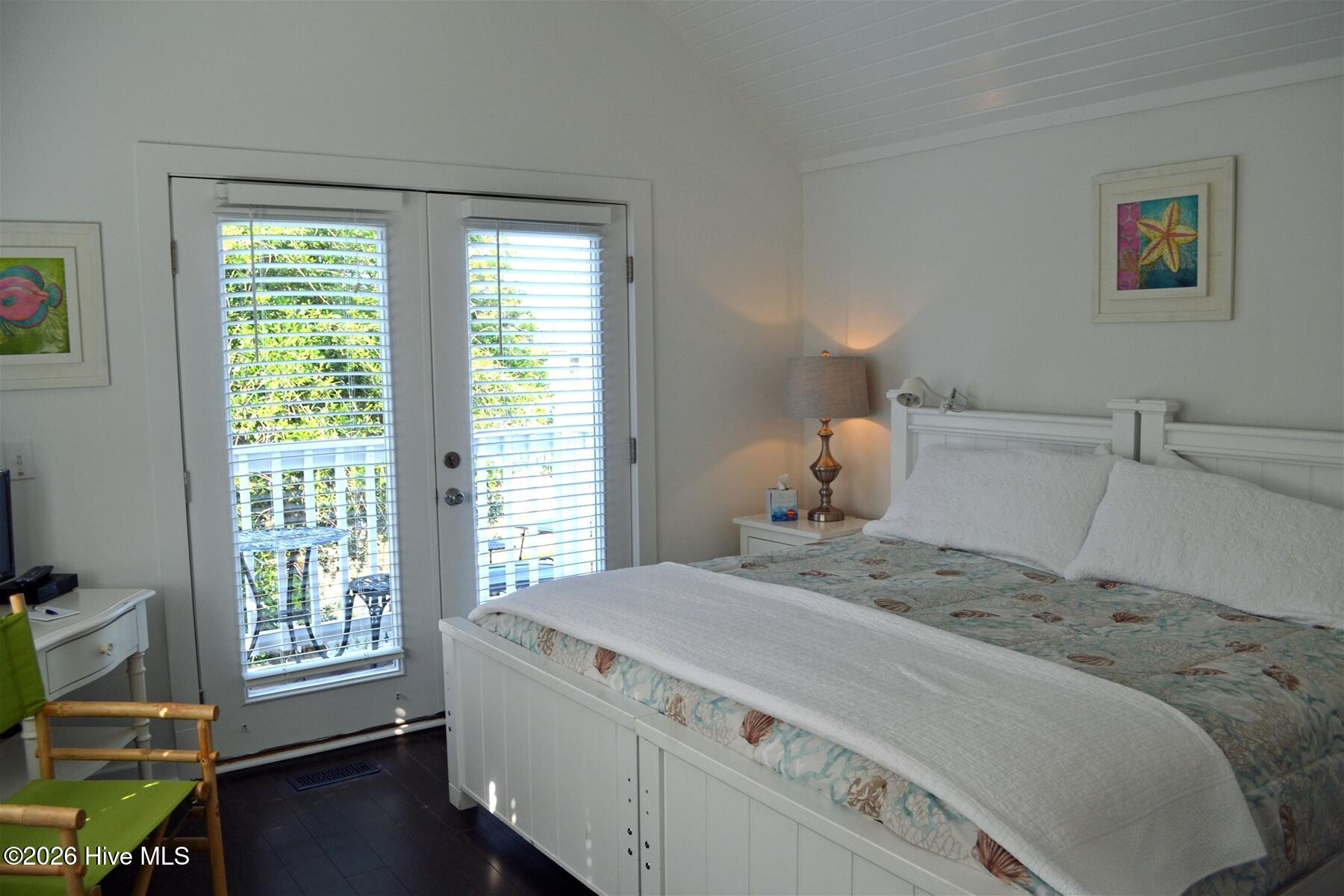 2 Keelson Row Property Photo 37