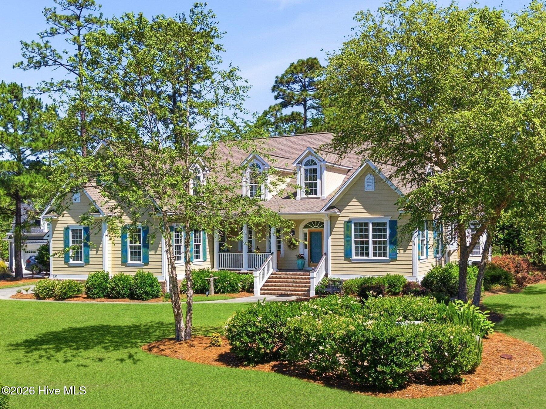 357 Bay Hill Court Property Photo 2