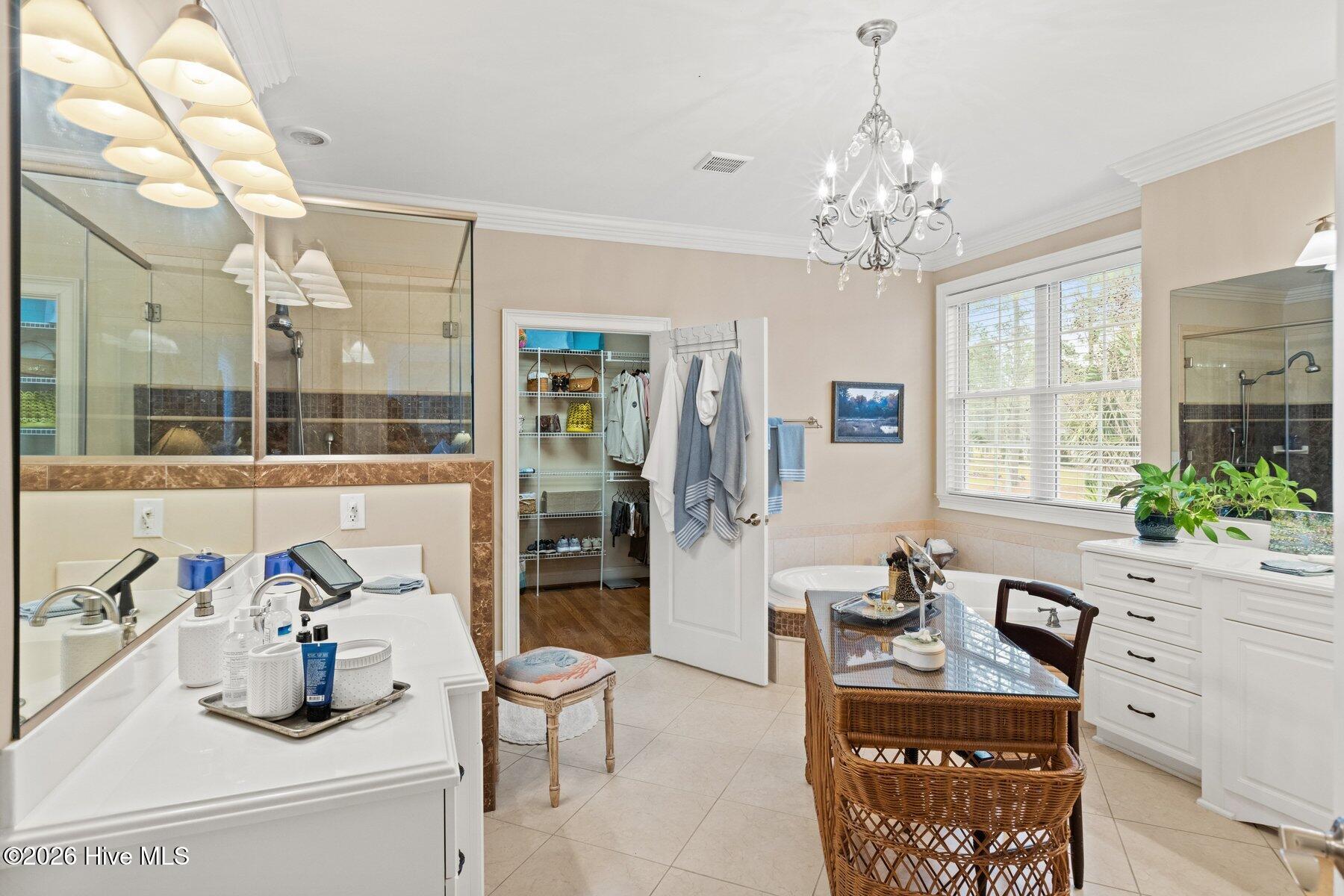 357 Bay Hill Court Property Photo 25