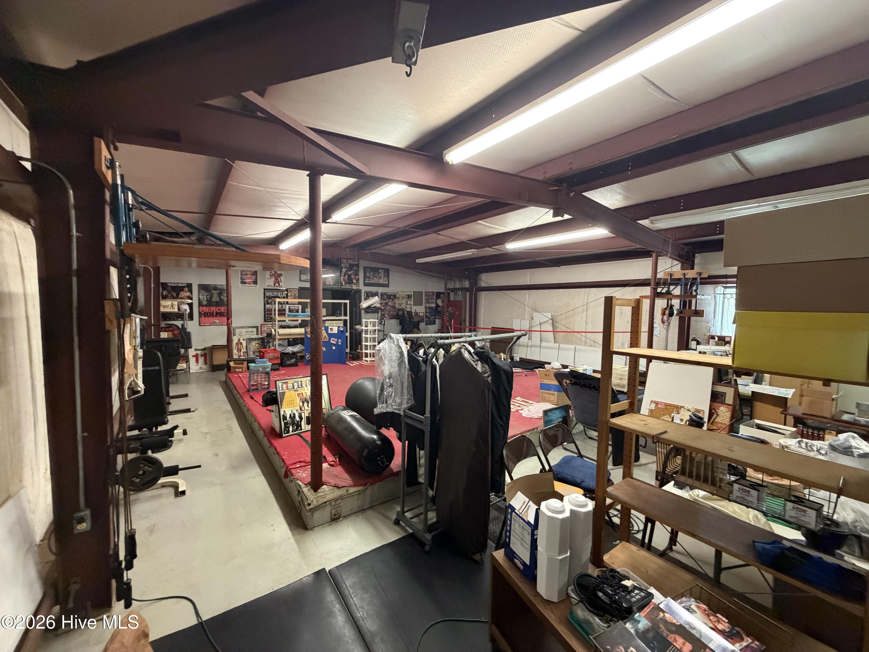 230 Boones Lane Property Photo 8