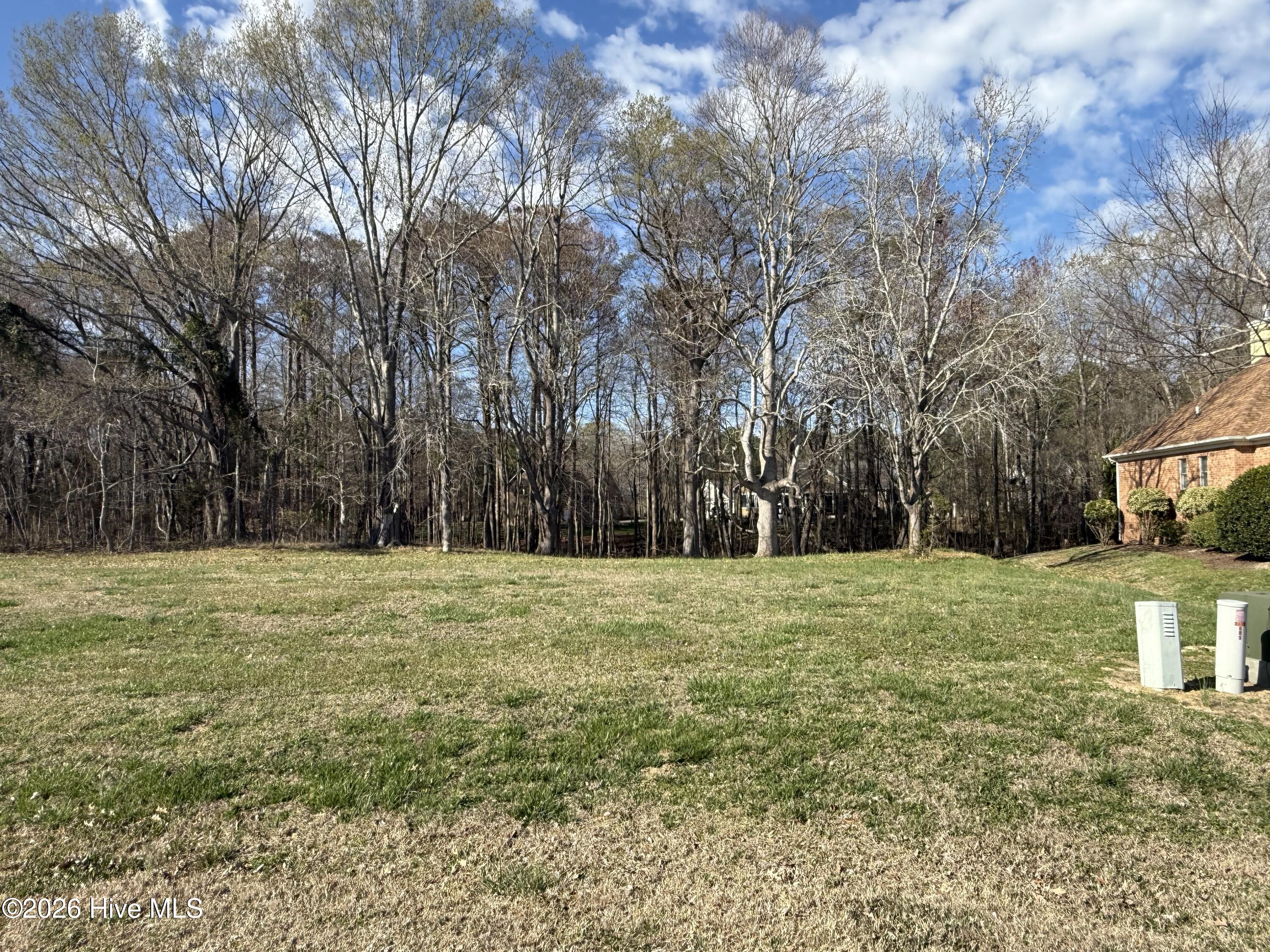 32 Pasquotank Blvd. Property Photo 2