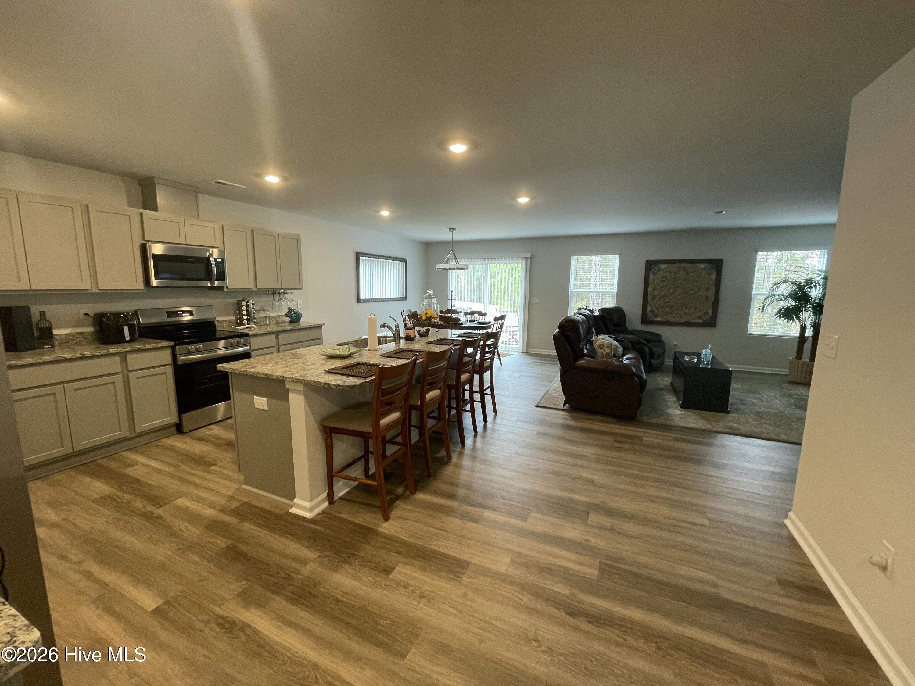 1439 New Sun Drive Se Property Photo 11