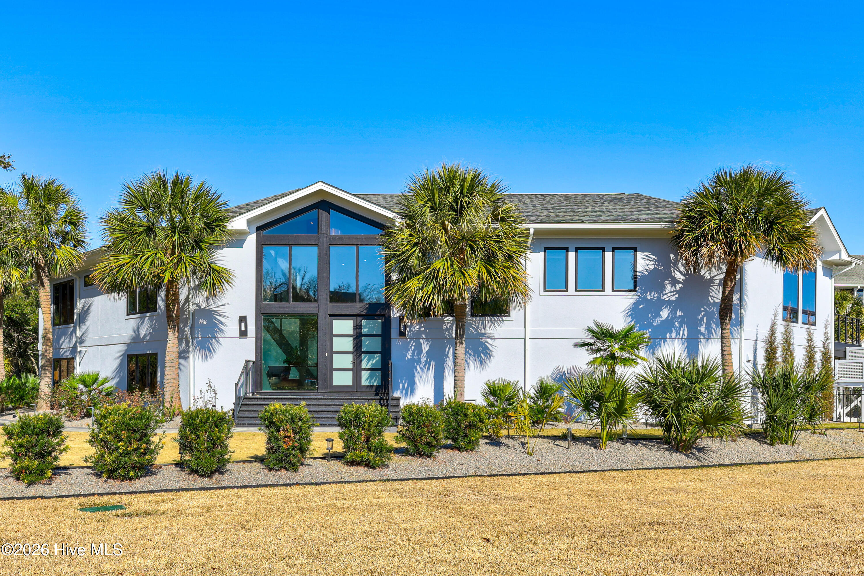 809 Inlet View Drive Property Photo 2