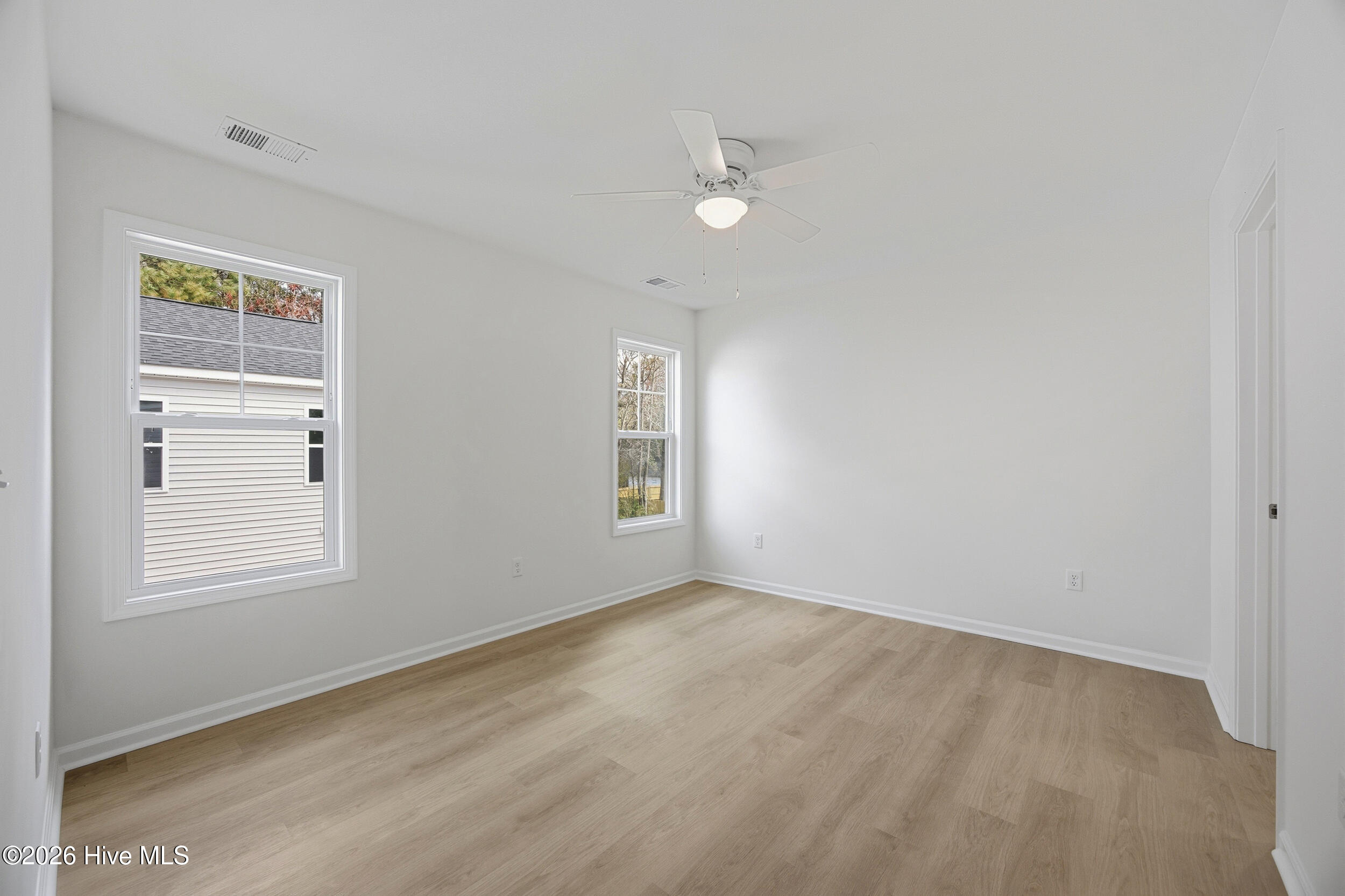 711 W Hayes Street Property Photo 18