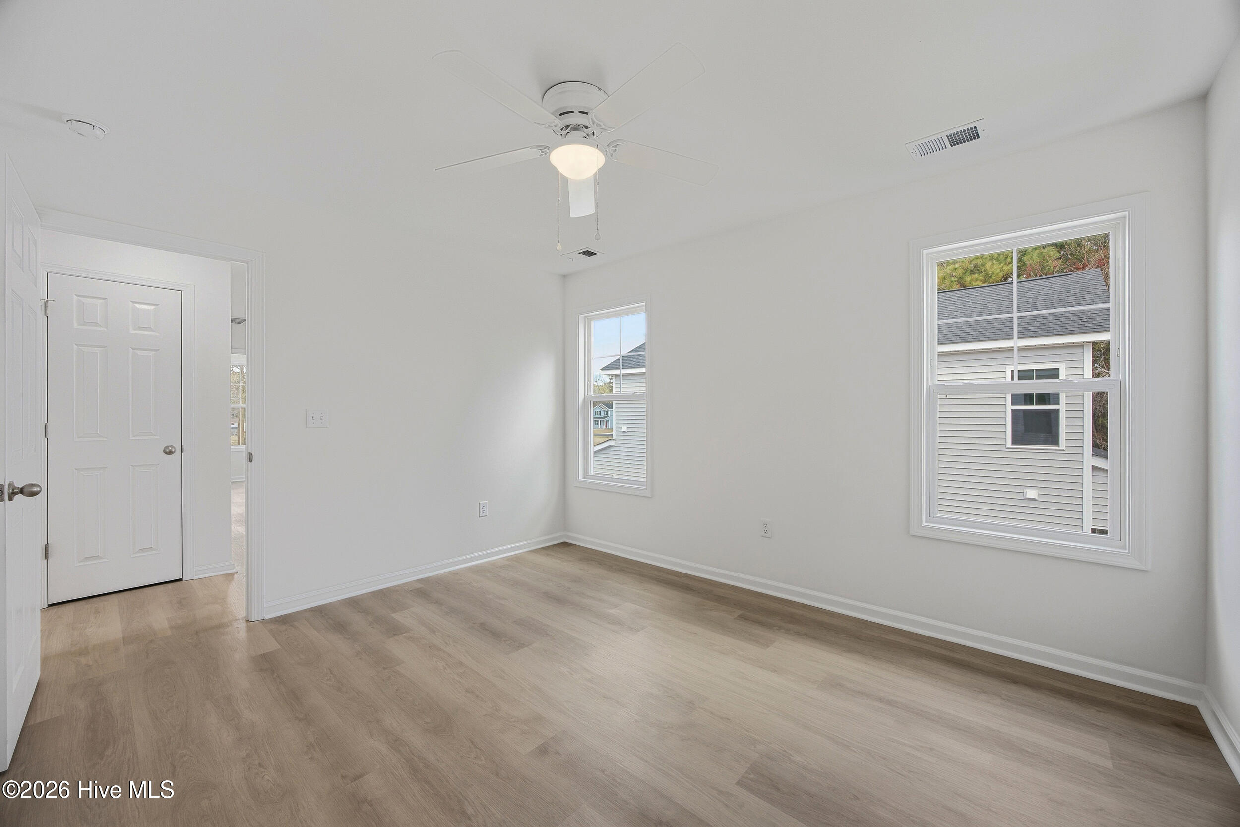 711 W Hayes Street Property Photo 20