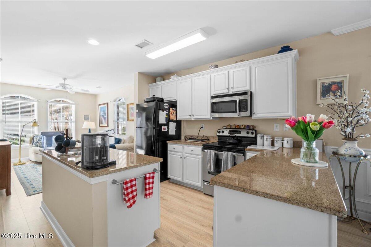 7650 Front Street Unit 3 Property Photo 8