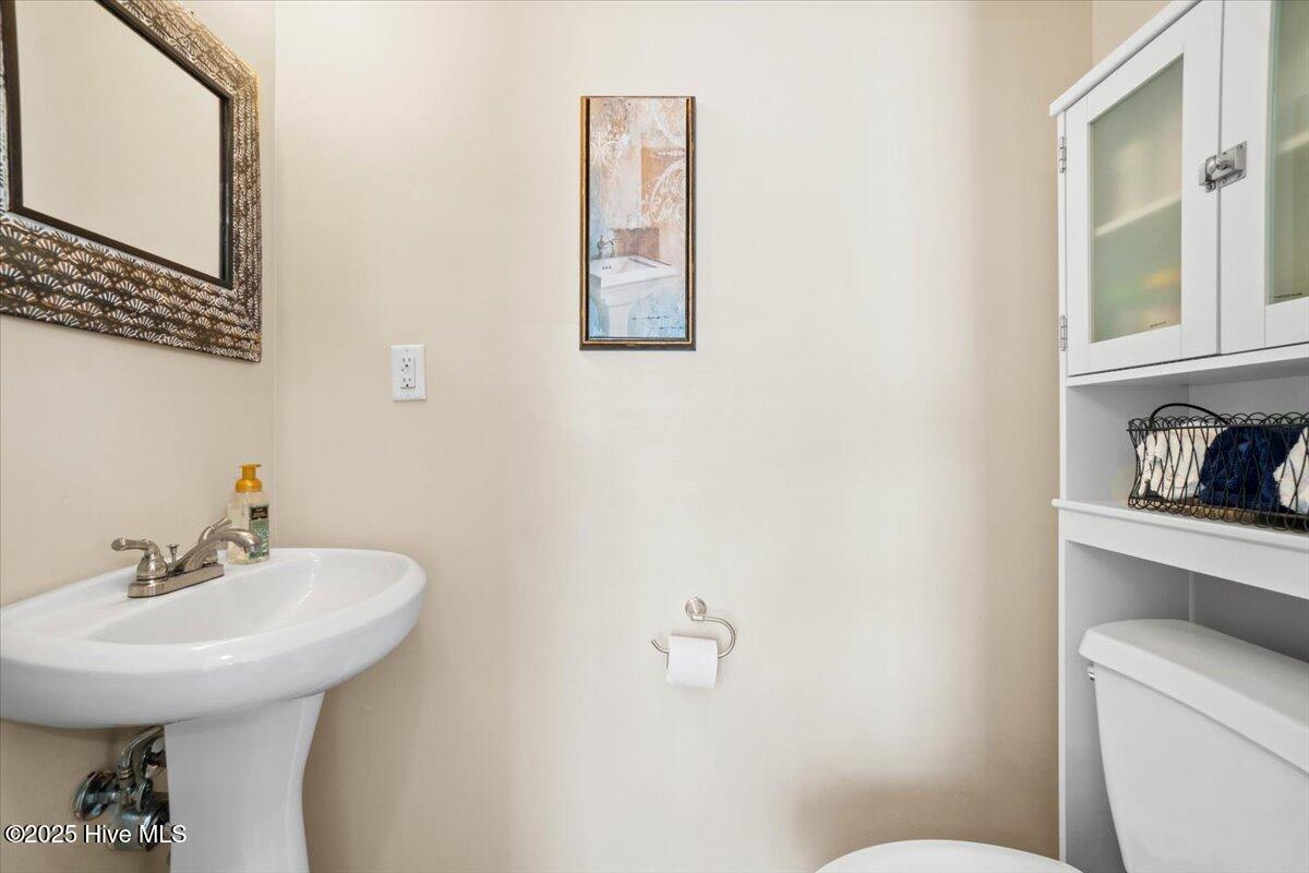 7650 Front Street Unit 3 Property Photo 11