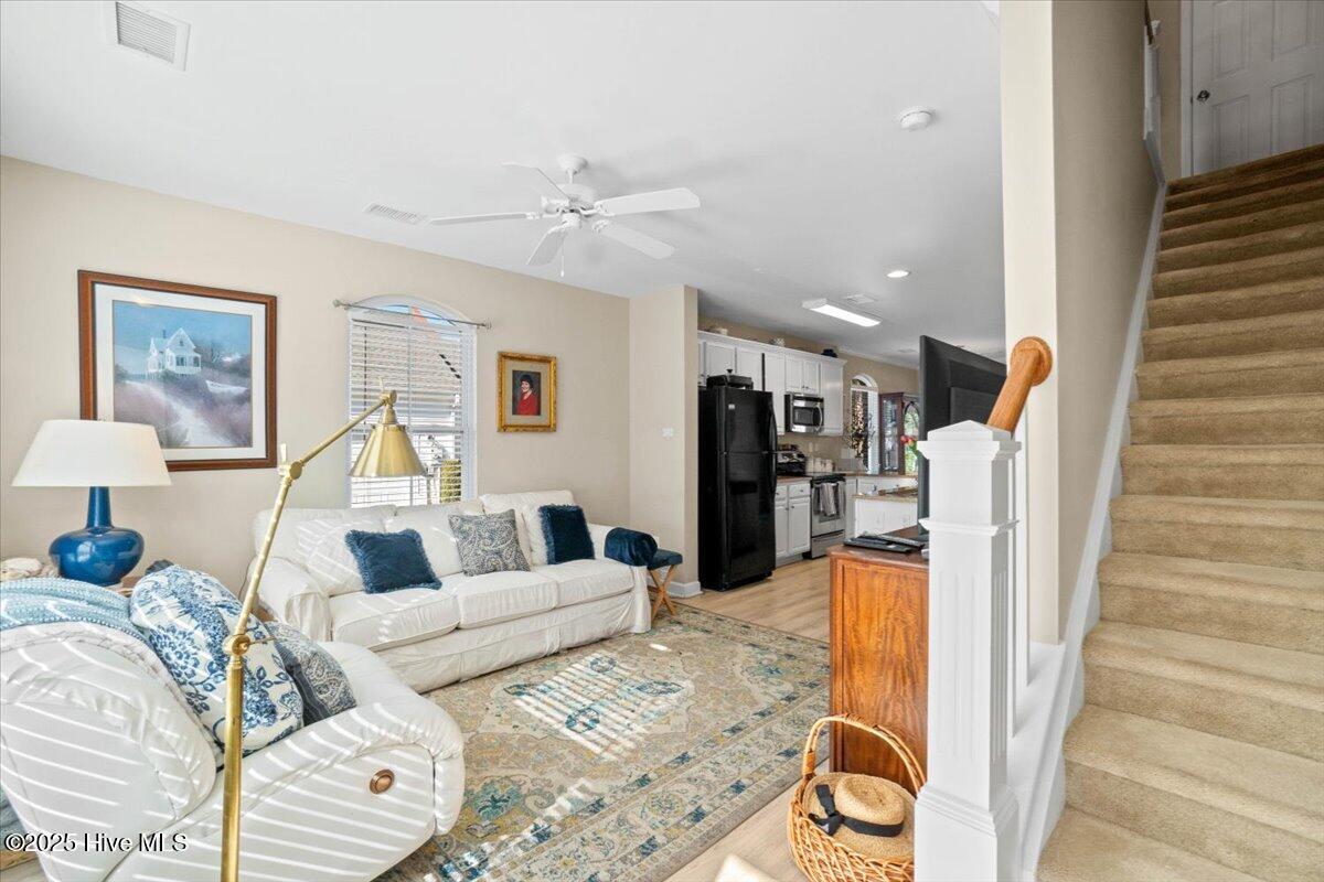 7650 Front Street Unit 3 Property Photo 15