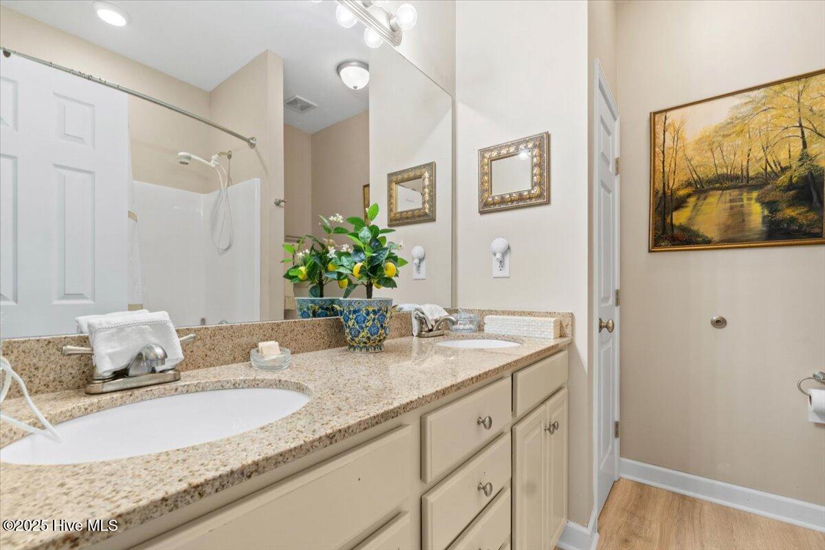 7650 Front Street Unit 3 Property Photo 19