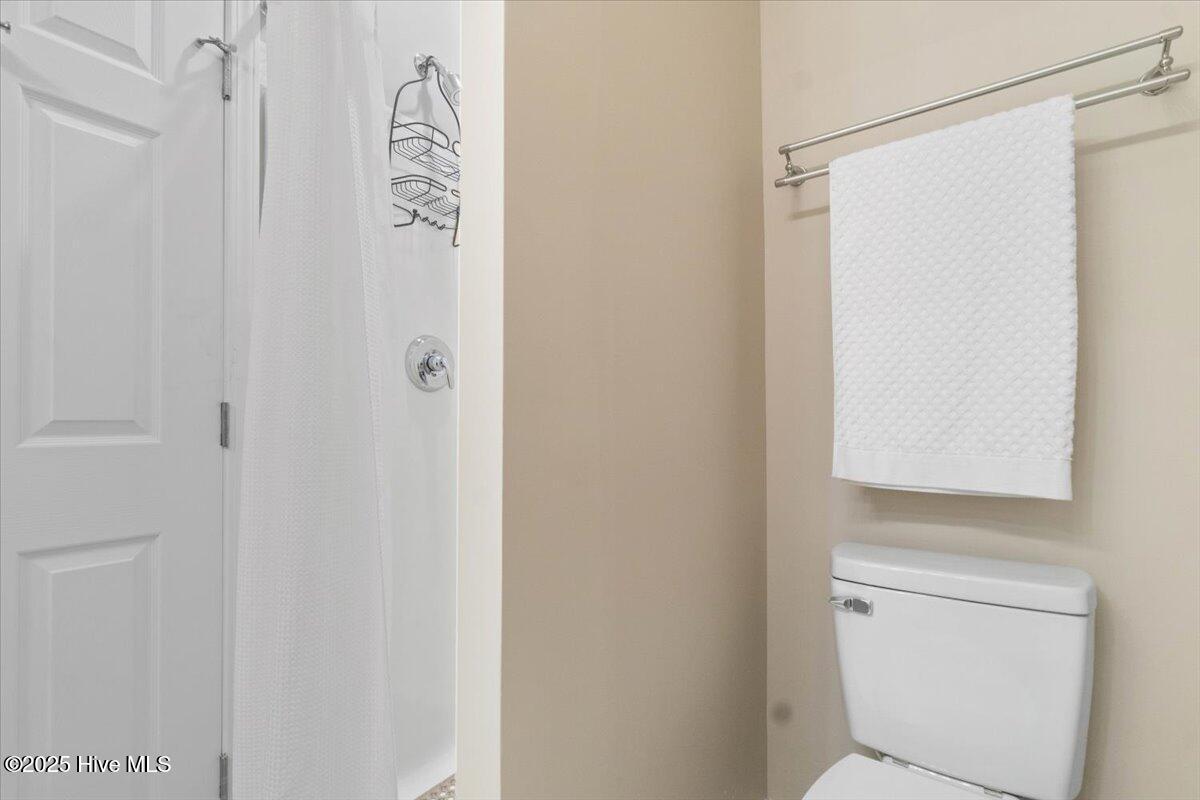 7650 Front Street Unit 3 Property Photo 25